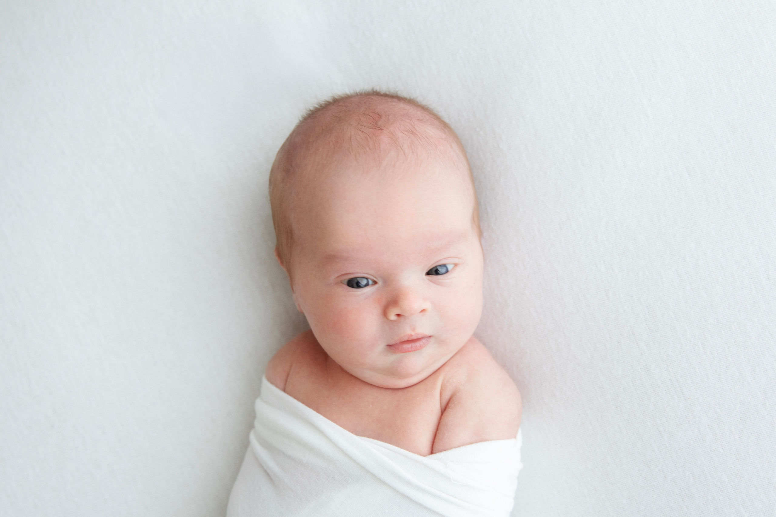 «съемка новорожденного с братом» «студийная съемка малышей». Фотограф новорожденных, детский фотограф  Москва.Семейная съемка Москва. Семенова Анна