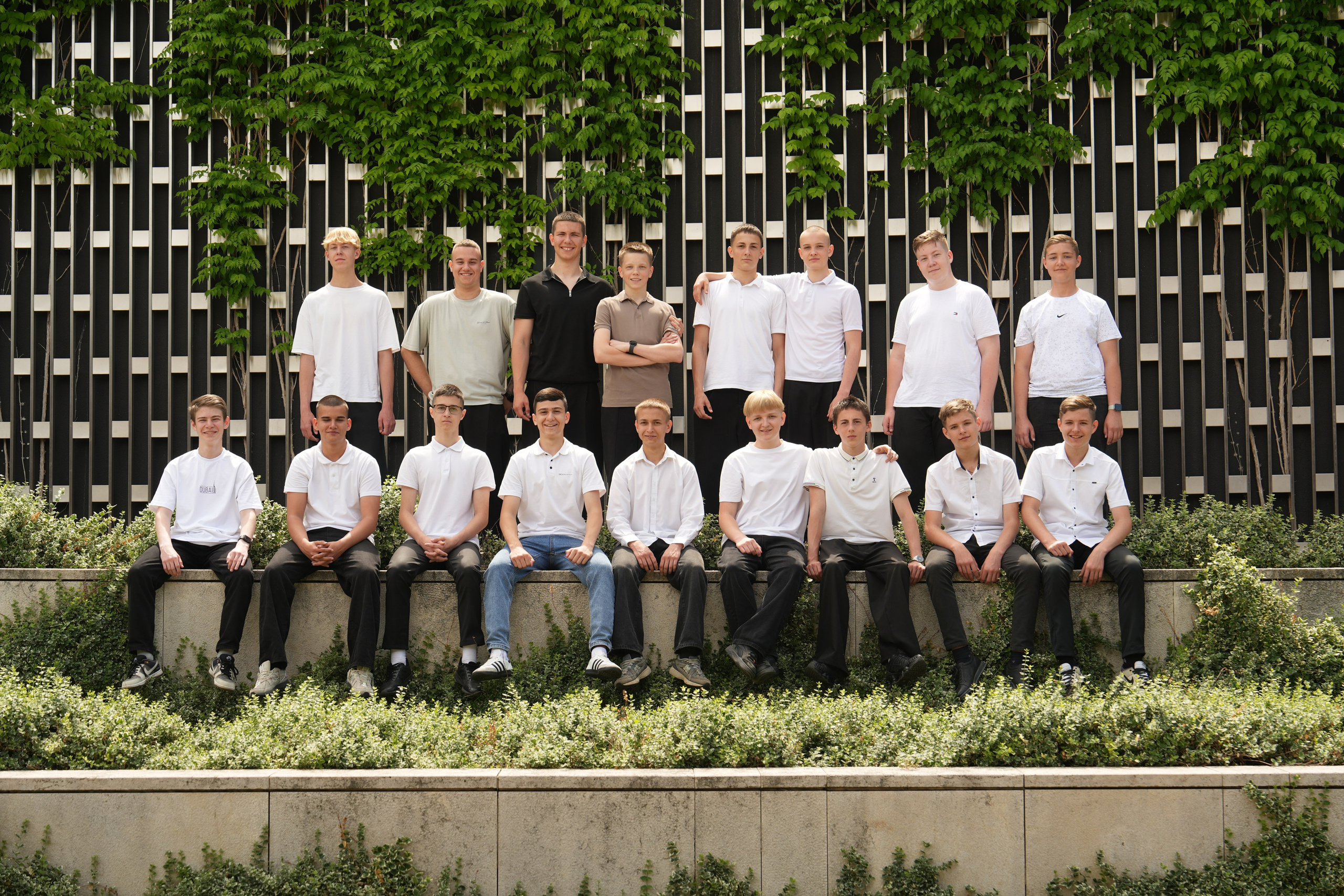 УЛИЧНЫЕ ЛОКАЦИИ. Красивый выпускной альбом в Краснодаре