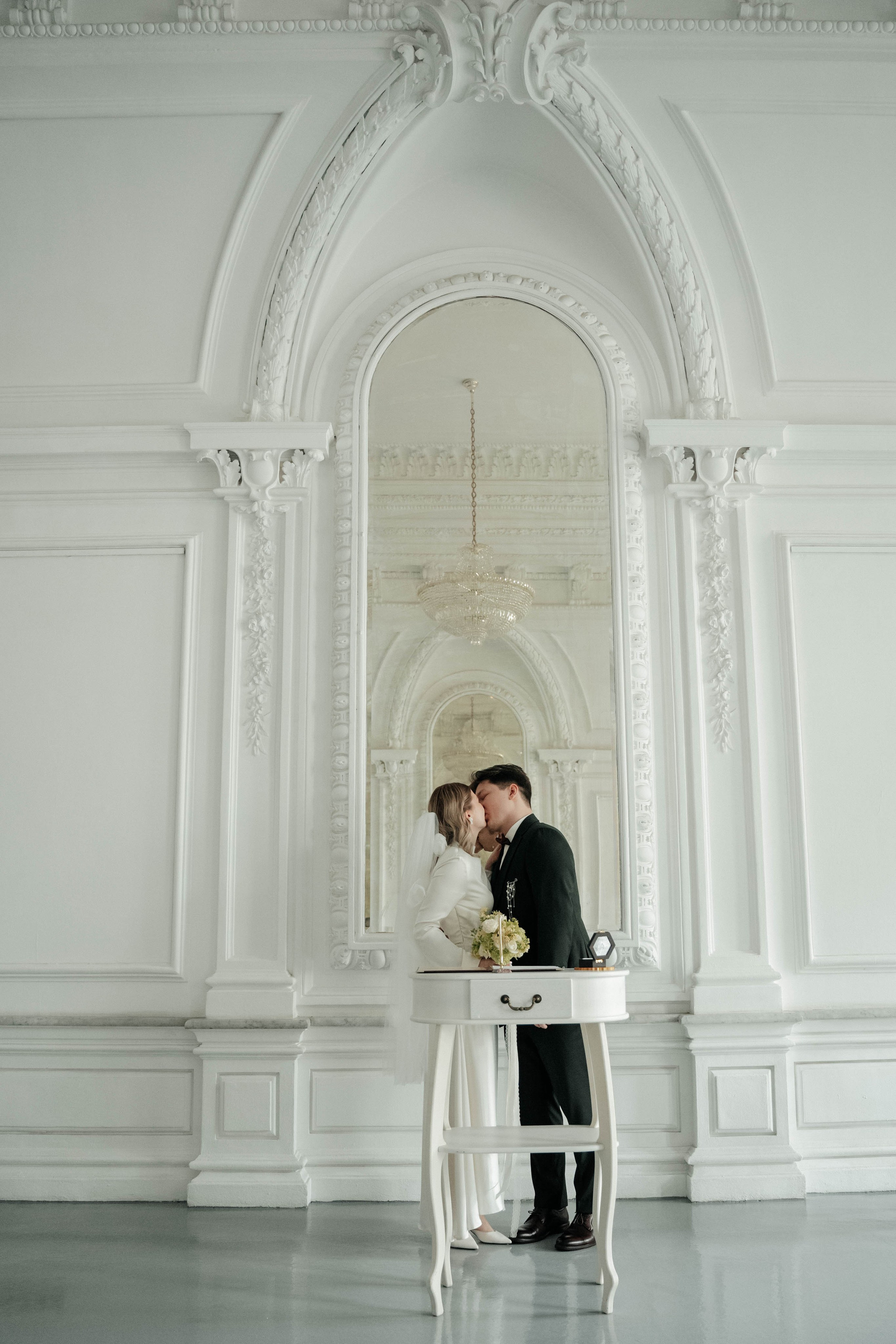 Евгений и Анастасия / Особняк Спиридонова, МГУ. Свадебный фотограф Москва Александра Аверкова