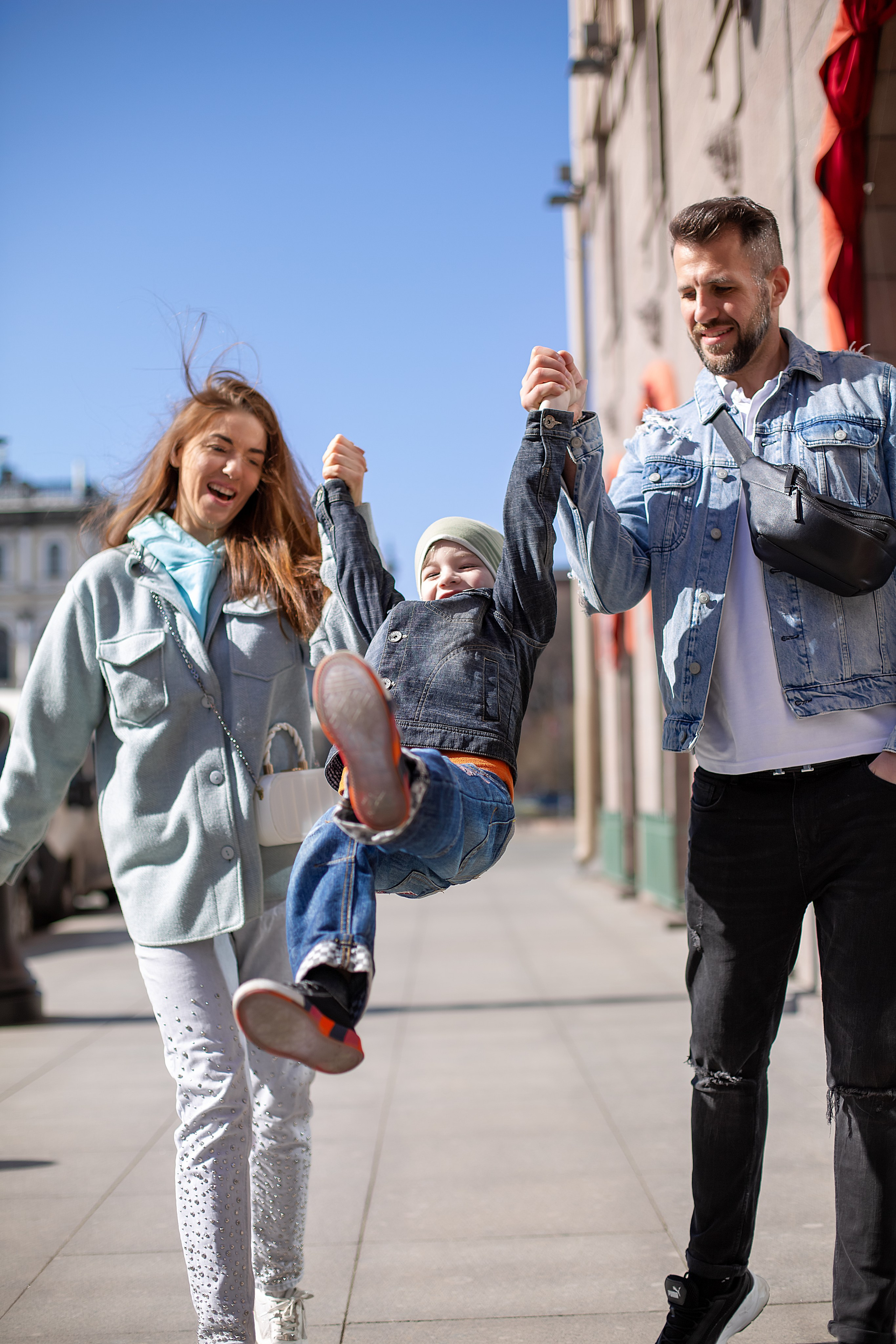 Семейная фотопрогулка. Фотограф Анастасия, СПб: живые семейные и женские фотосессии без позирования, наполненные эмоциями