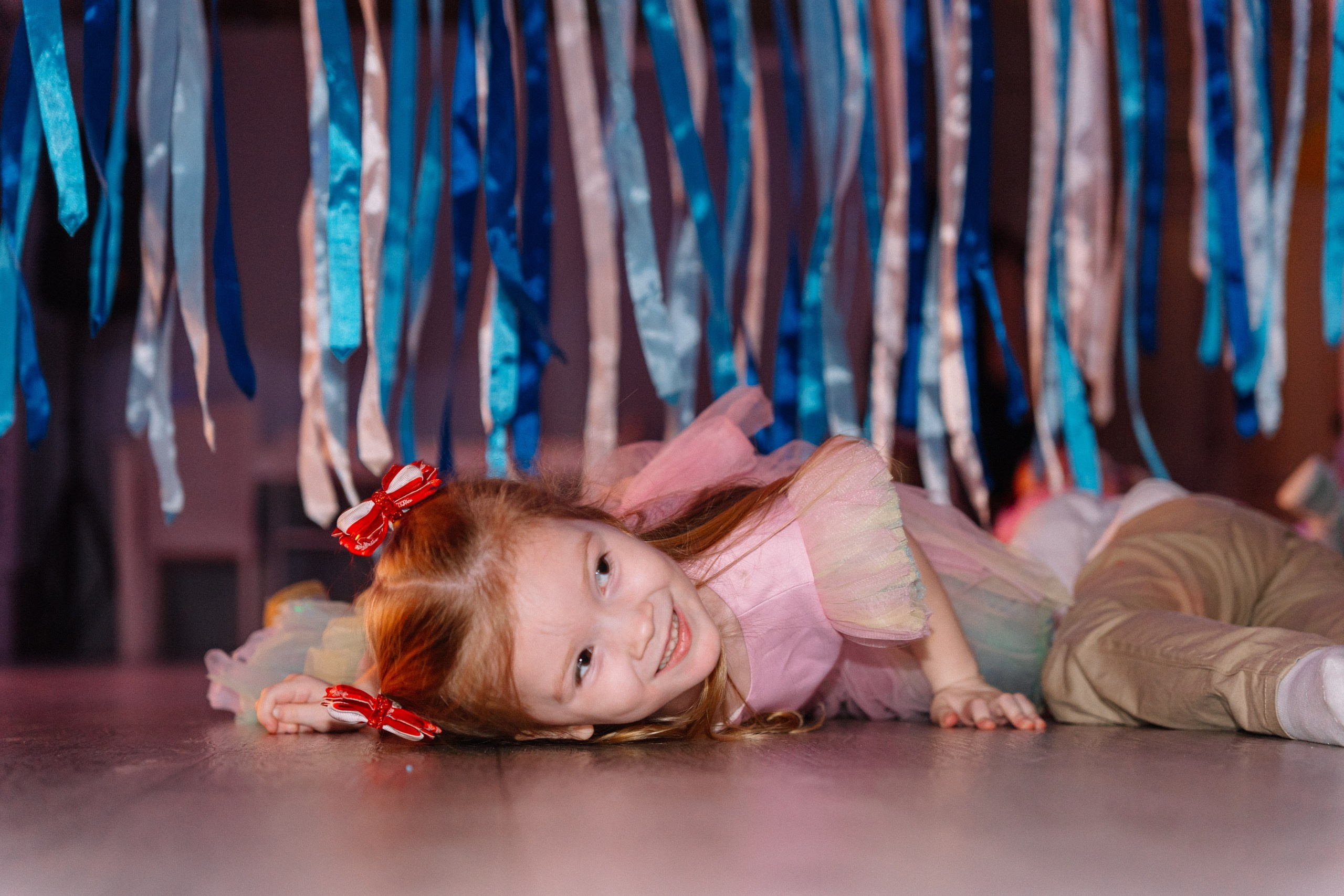 Юла — День рождения Софьи. Репортажный (Event) фотограф в Барнауле | Даниил Маркин | Качество и вайб