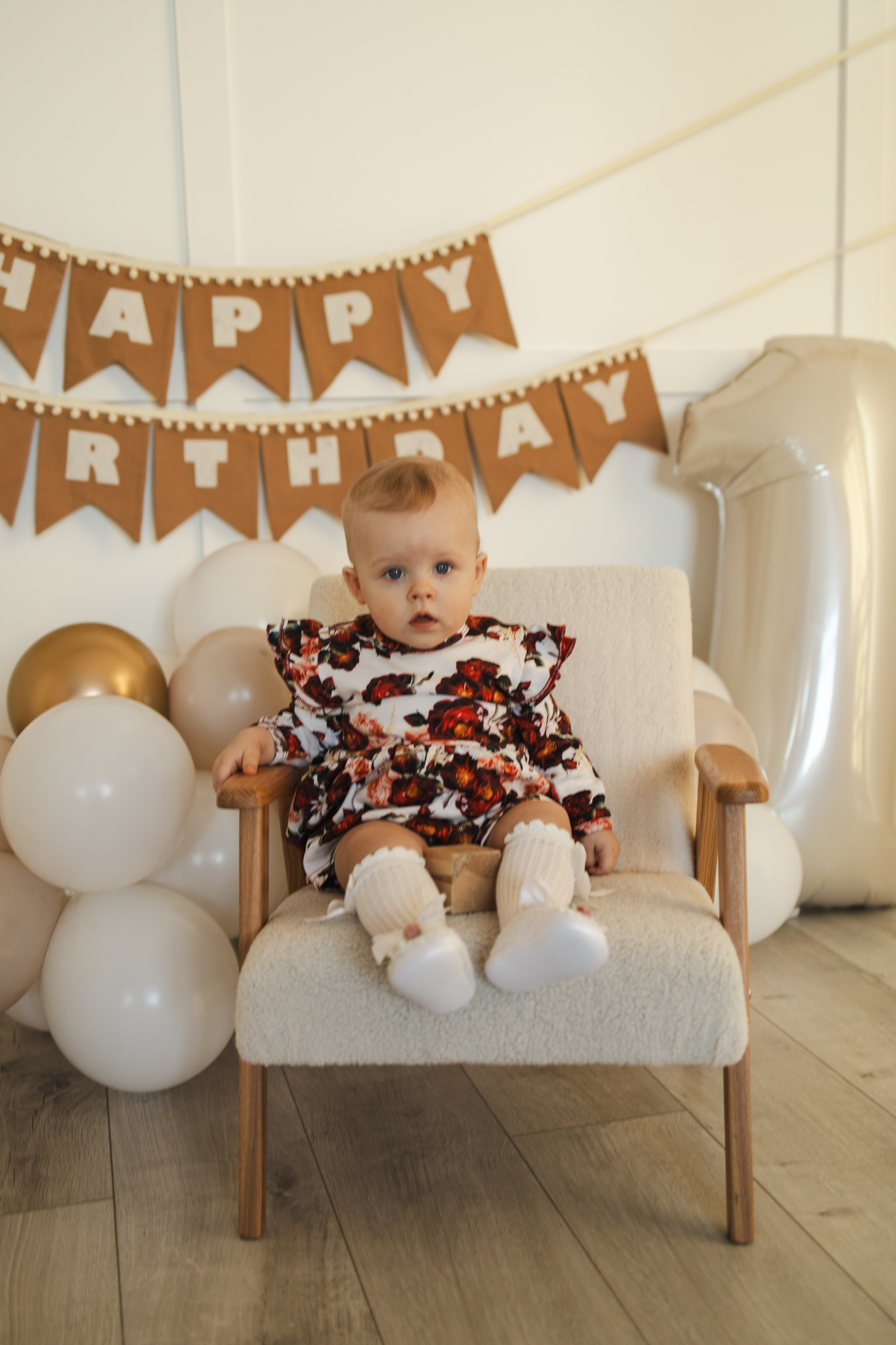 Есения 1 годик. Фотограф в Иркутске Тома Кабанова