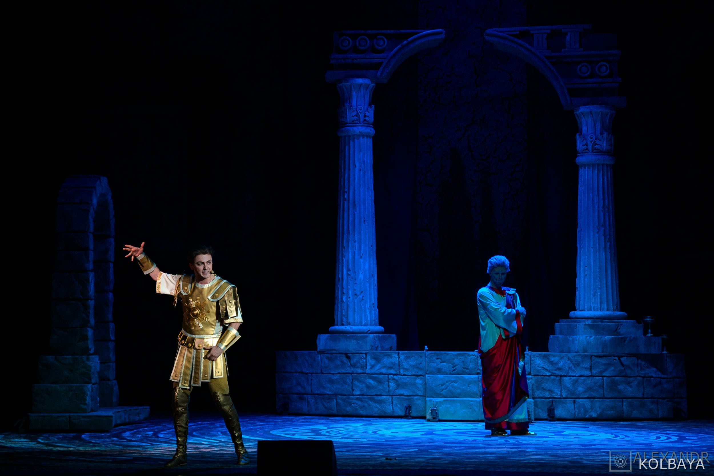 Фоторепортаж со спектакля Гладиатор в Театре Терезы Дуровой. Концертный и театральный репортажный фотограф в Москве Александр Колбая