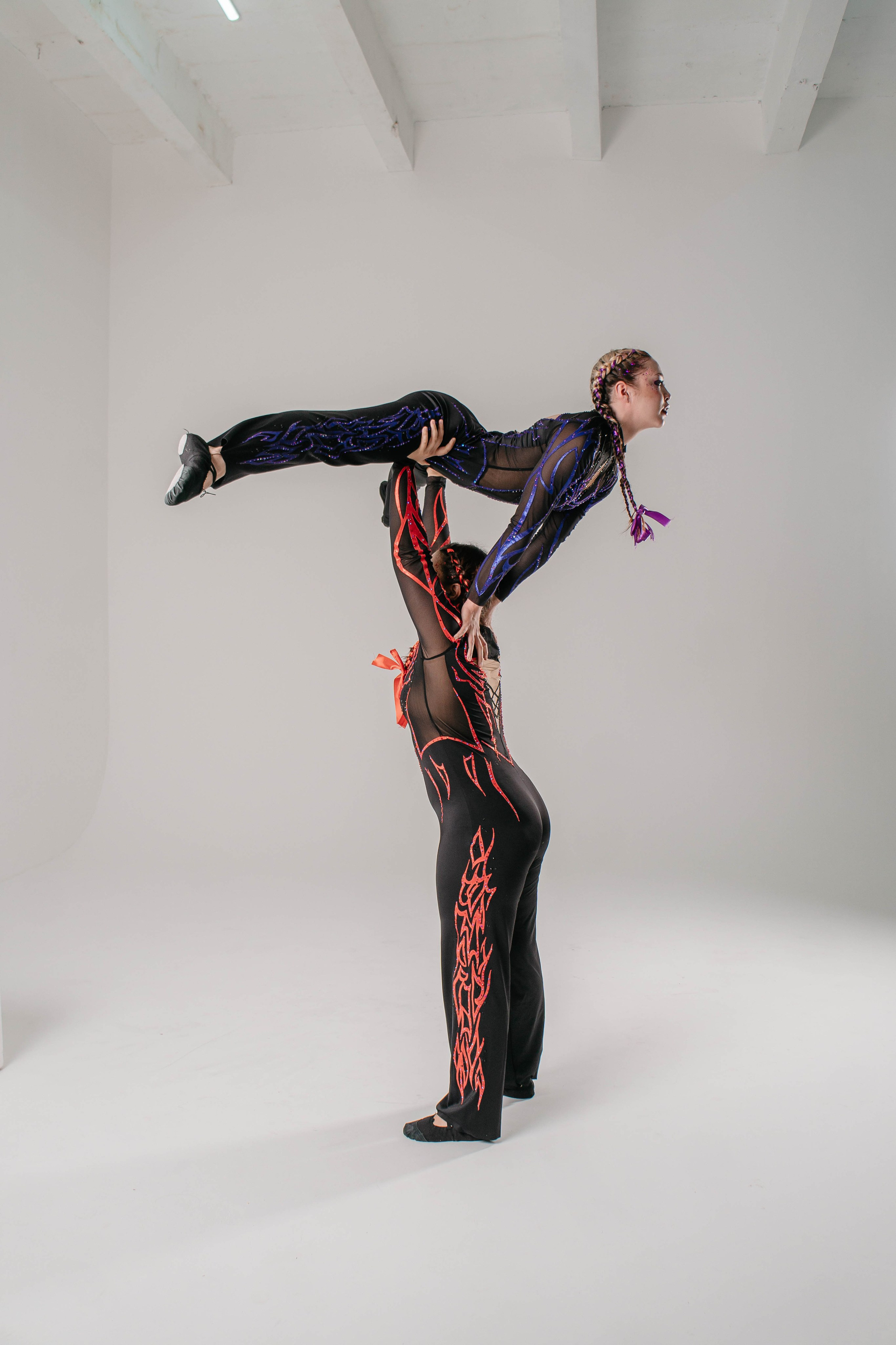 Circus. Фотограф / видеограф в Москве и Сочи Sofia Riversong