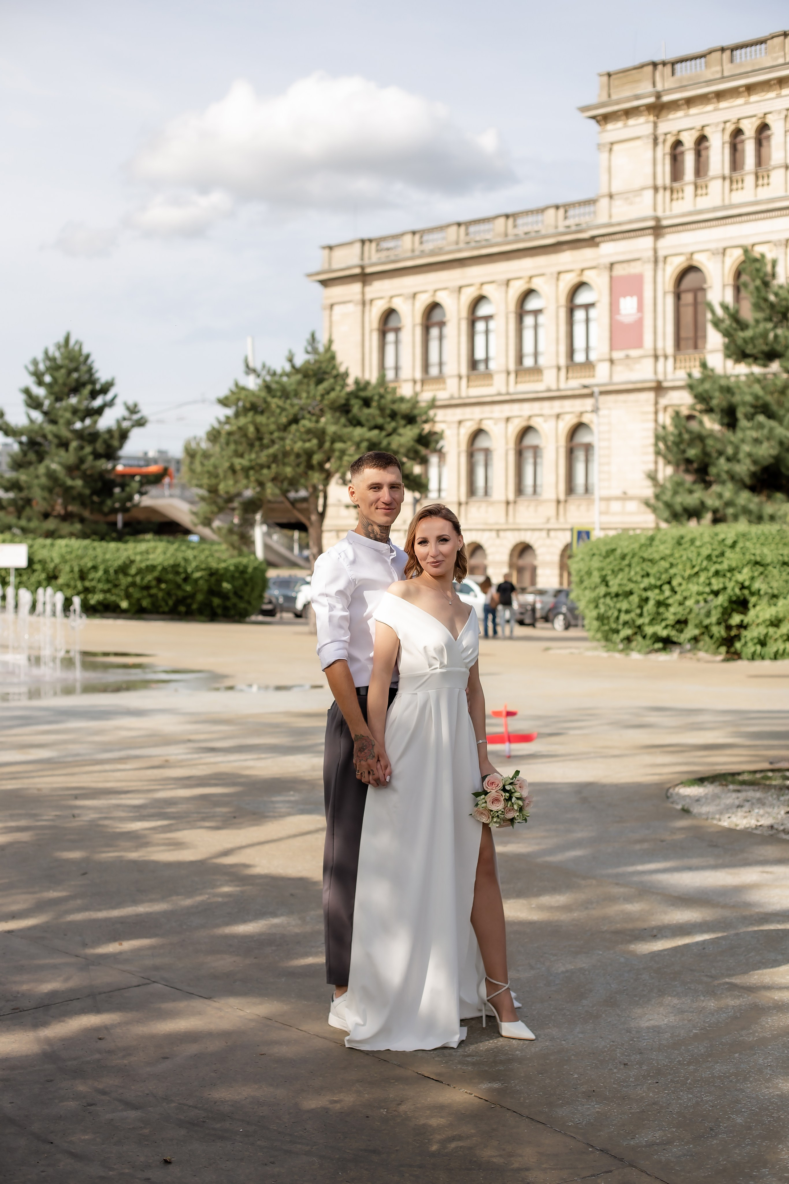 Саша и Вика. Биржевой сквер. Фотограф в Калининграде Решетникова Алина