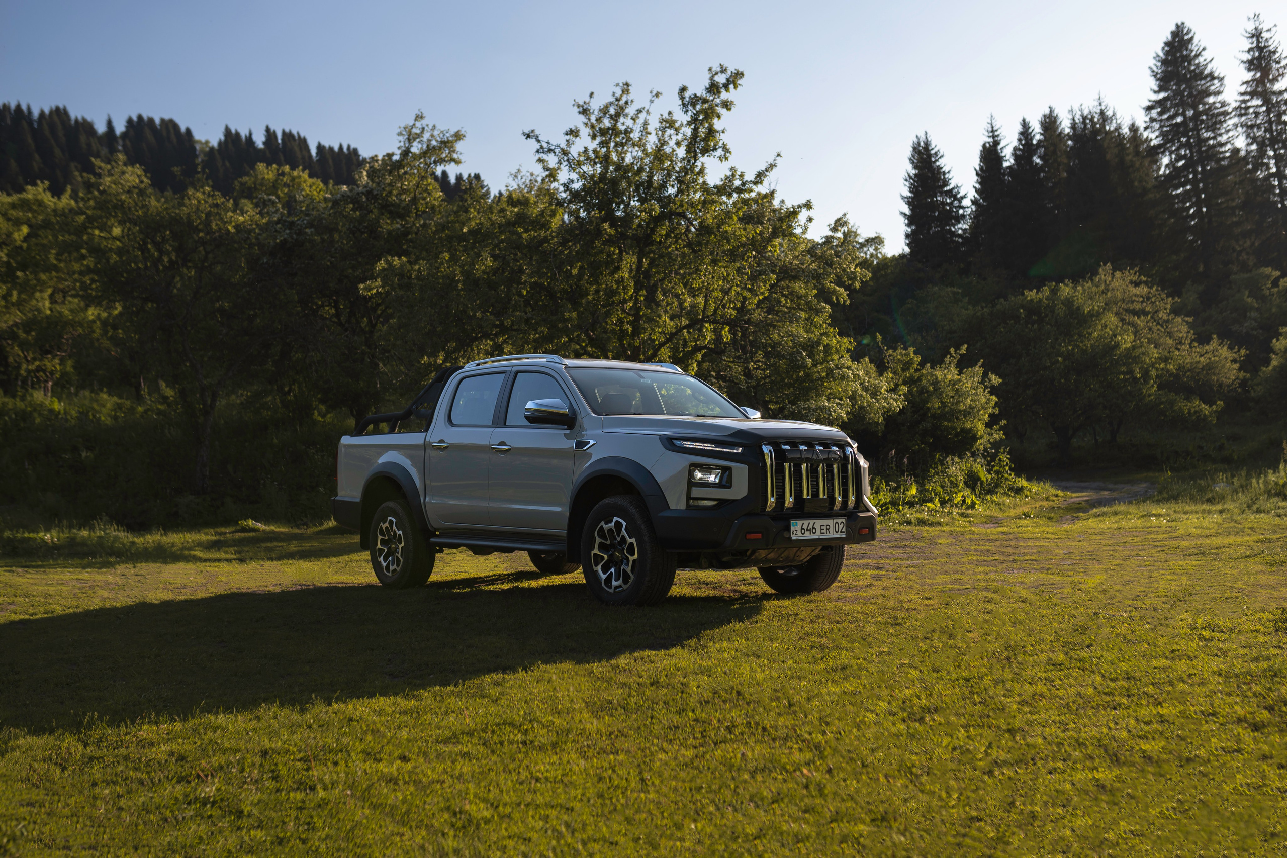 JAC T8 Pro. Чен Станислав | Автомобильный фотограф | Алматы, Казахстан