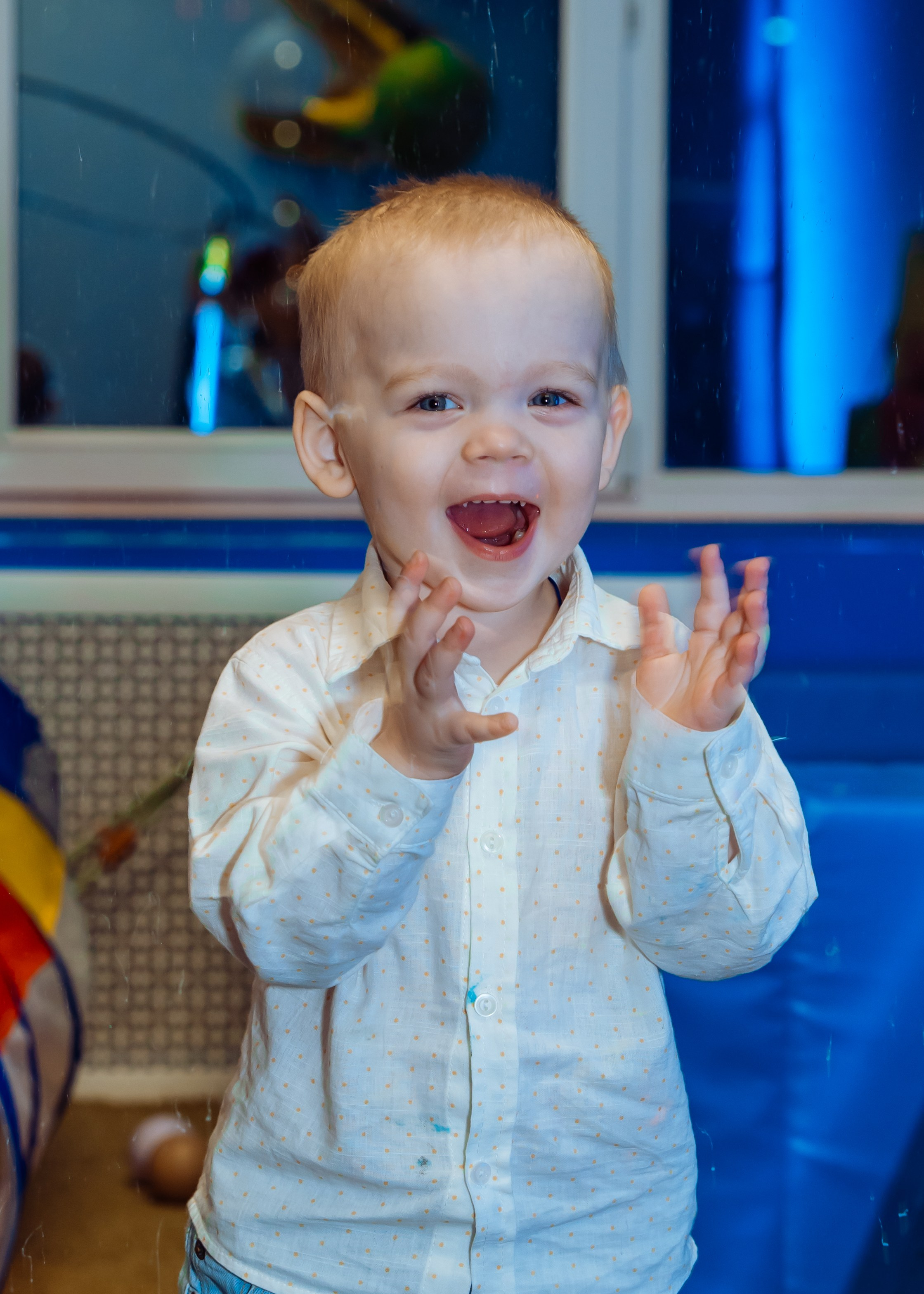 Карамелька в гостях у Романа. Крамер Юлиана детский и семейный фотограф