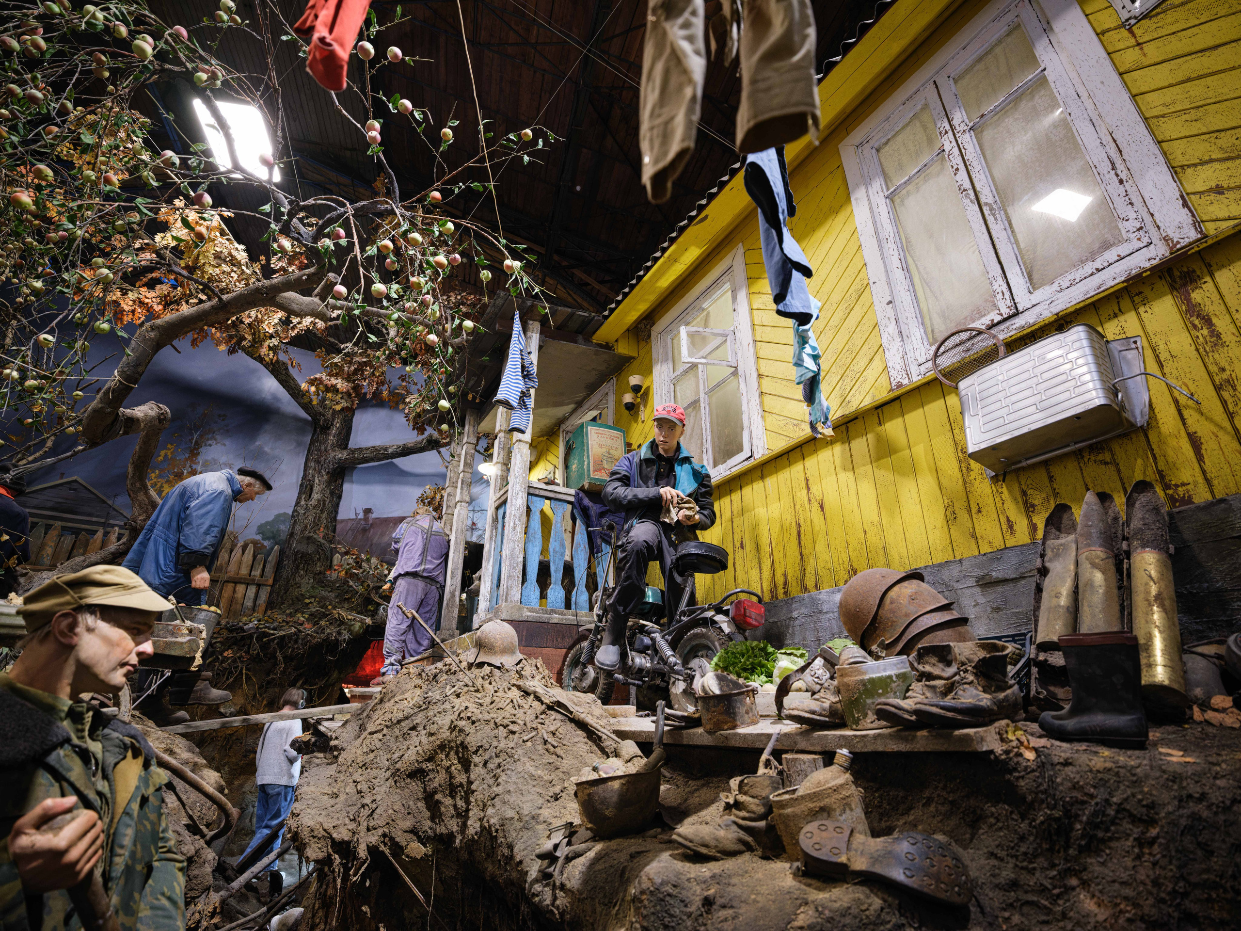 Пропавшие в кинохронике. Фотограф Балаев Михаил