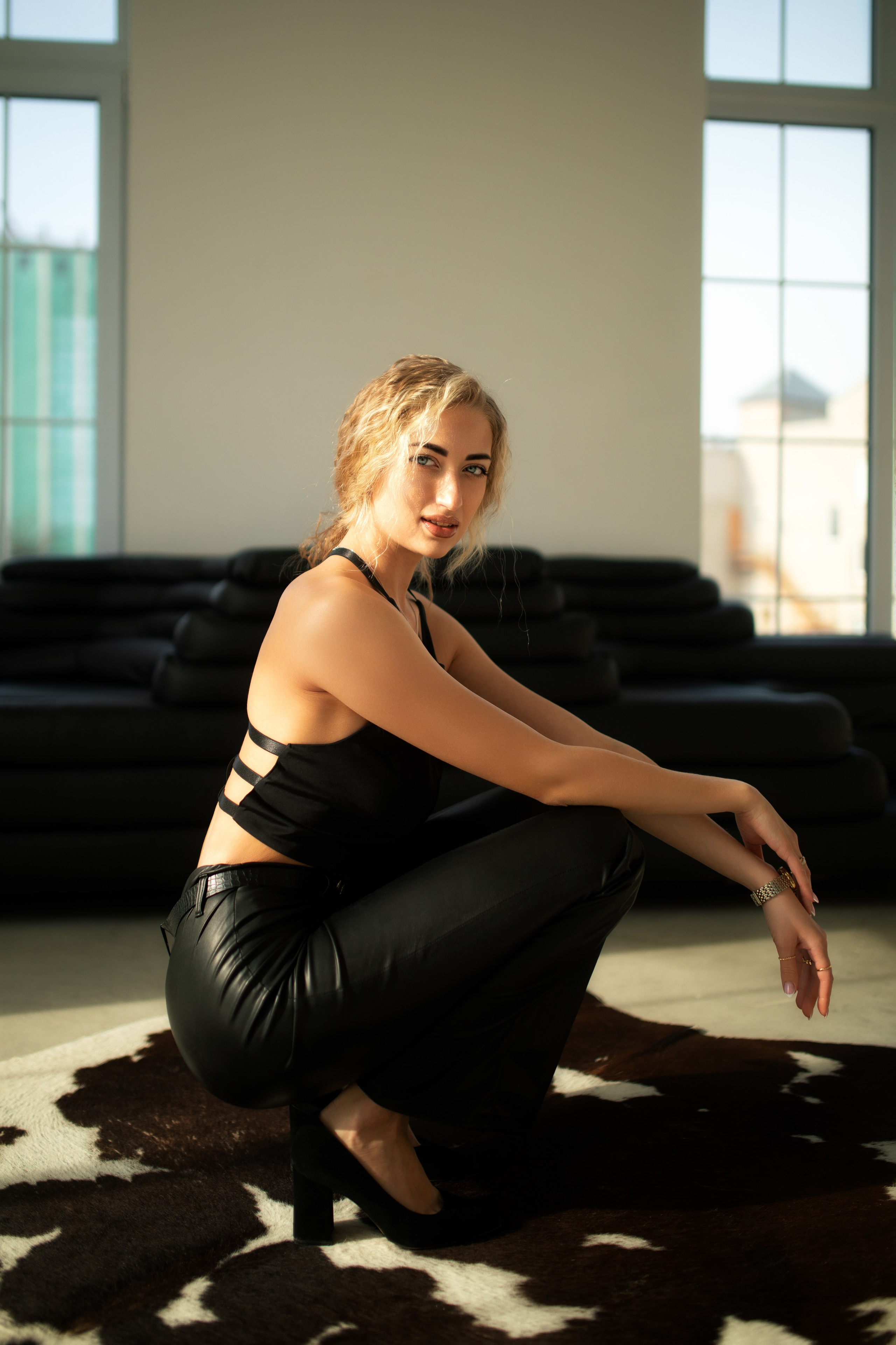 Фотосет с Елизаветой в студии с интерьером в формате для «себя»