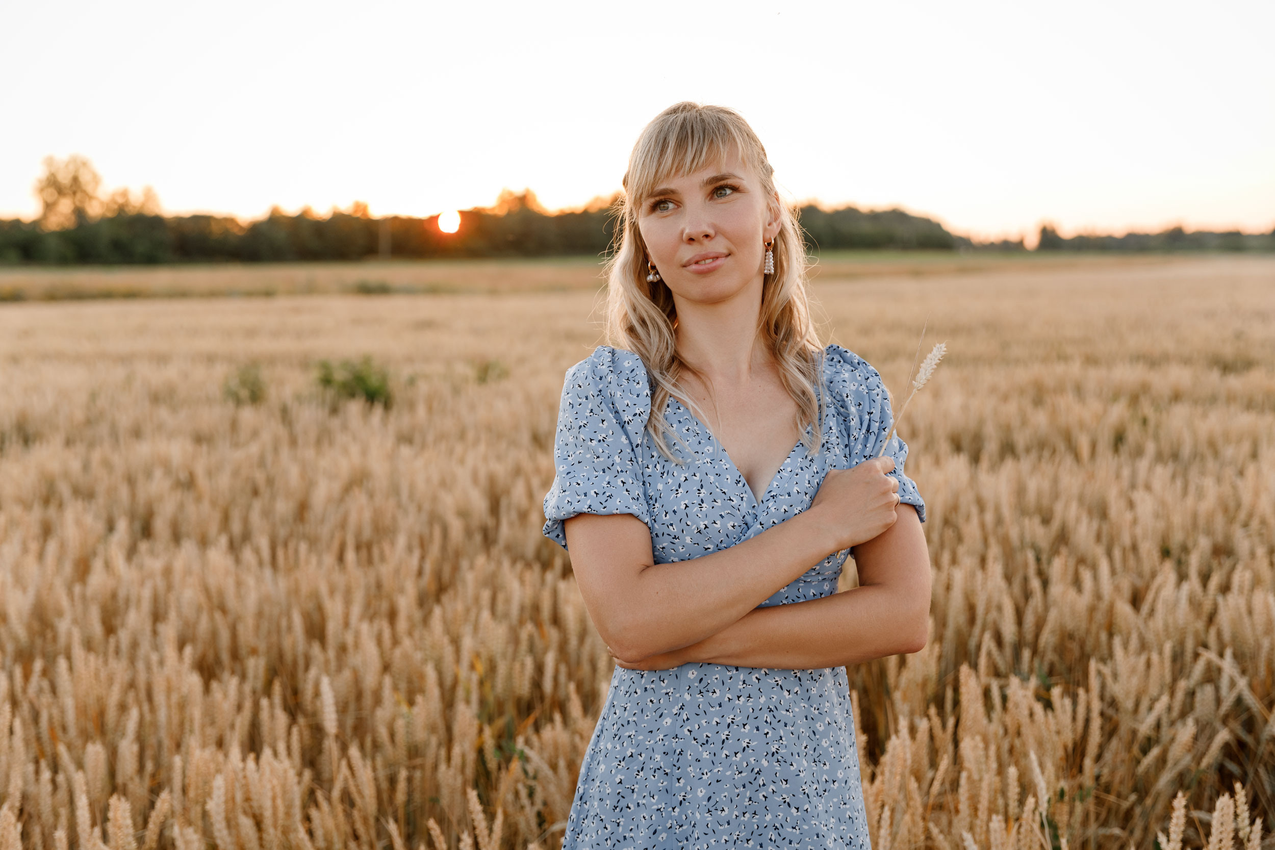В поле. Свадебный фотограф Евгения Девиченская