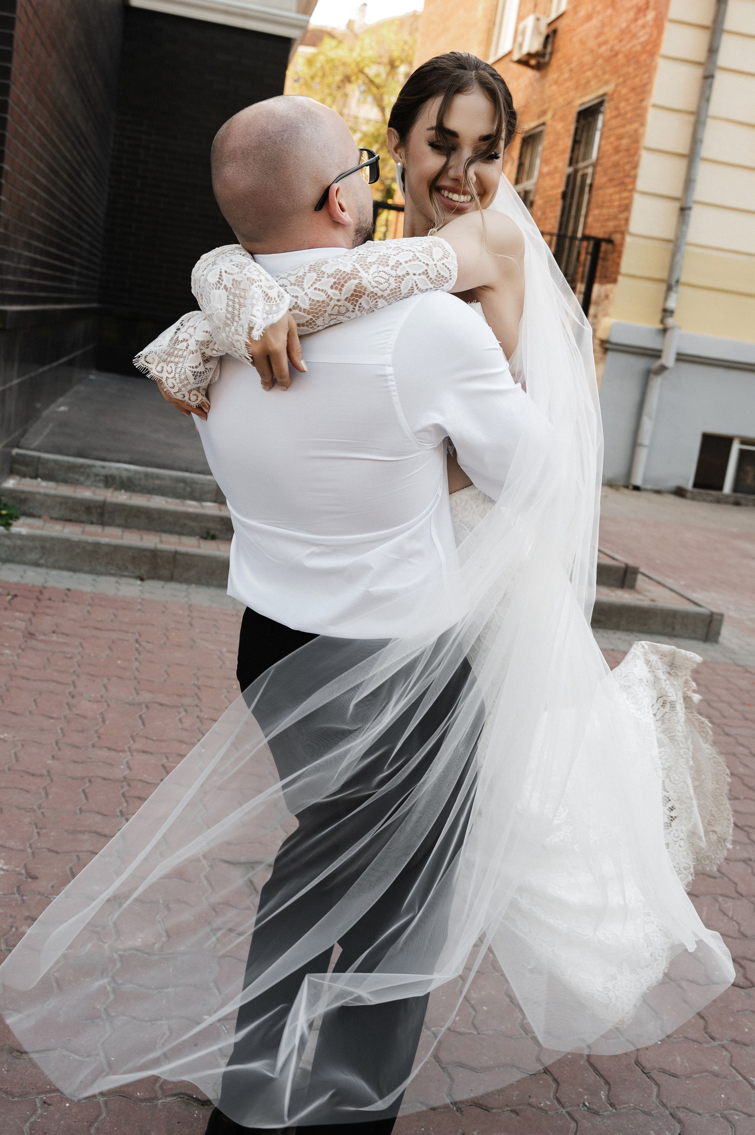 D&L ЗАГС + прогула. Фотограф Ярута Оксана / Ростов-на-Дону