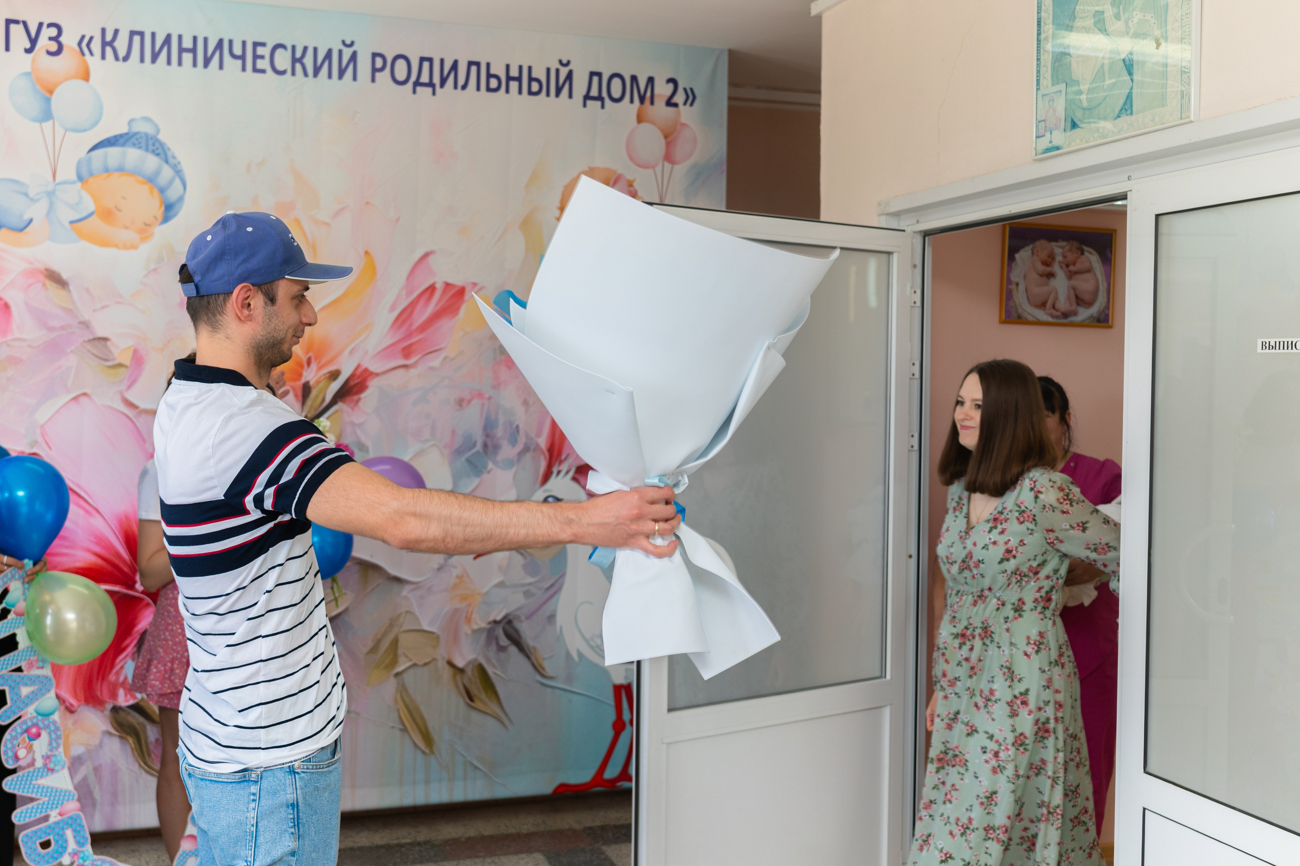 Выписка из роддома. Фотограф в Волгограде и Волжском Анастасия Кальдина