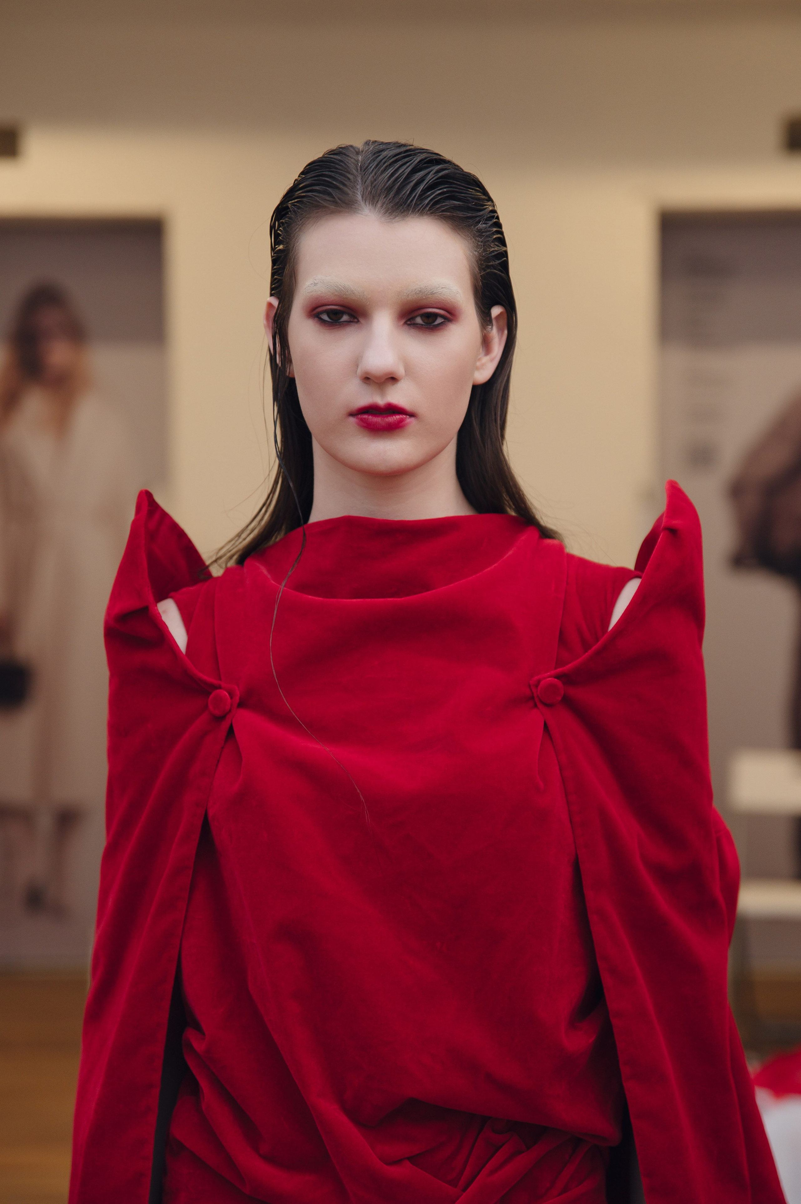 Бекстейдж показа «Новые Имена» собака.ru|ДЛТ. Портретный и репортажный фотограф в Санкт-Петербурге