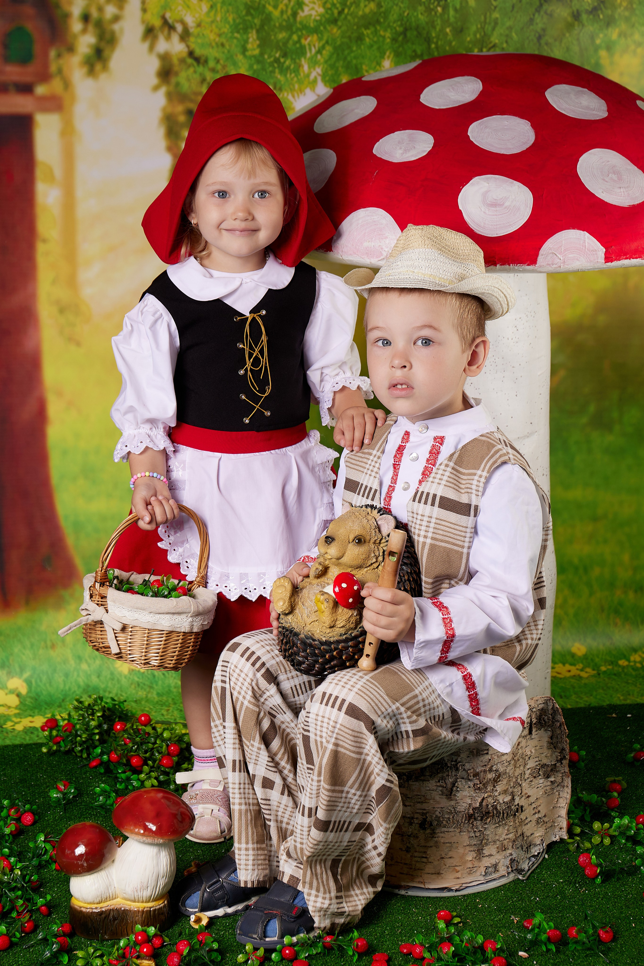 Под грибом. Детская выездная фотостудия