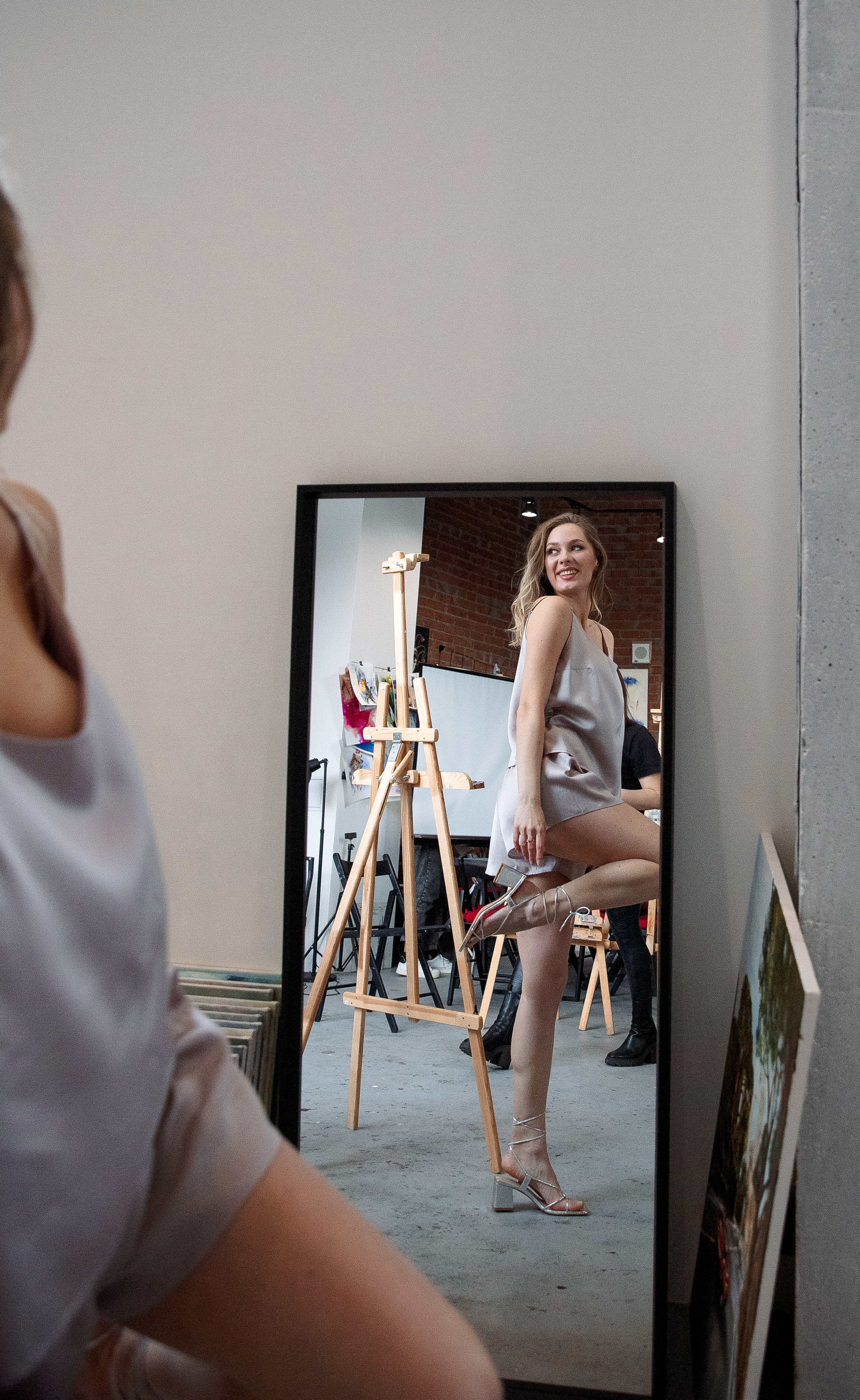 Утро невесты в художественной мастерской. Свадебный и семейный фотограф в Челябинске Юлия Ишимова