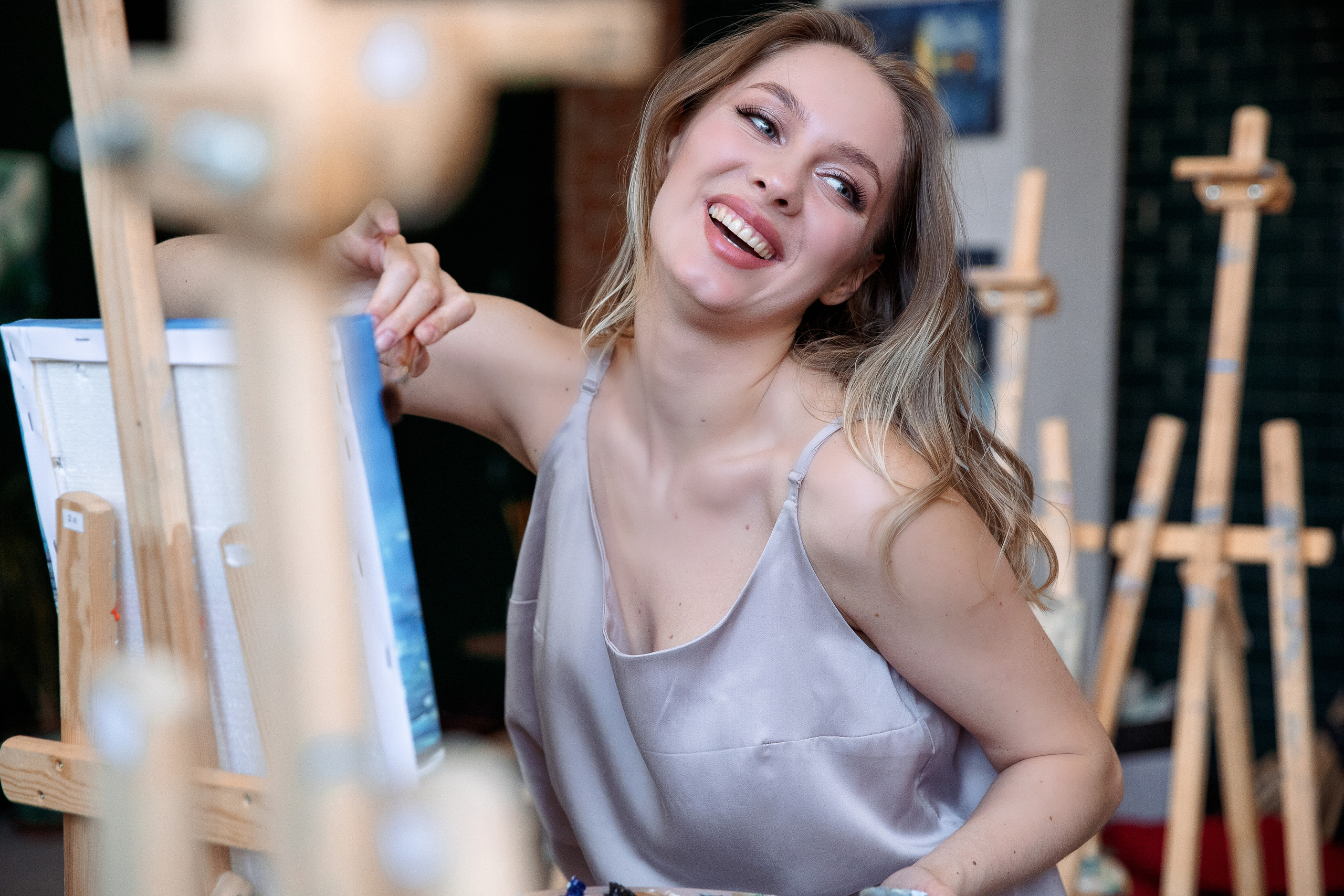 Утро невесты в художественной мастерской. Свадебный и семейный фотограф в Челябинске Юлия Ишимова