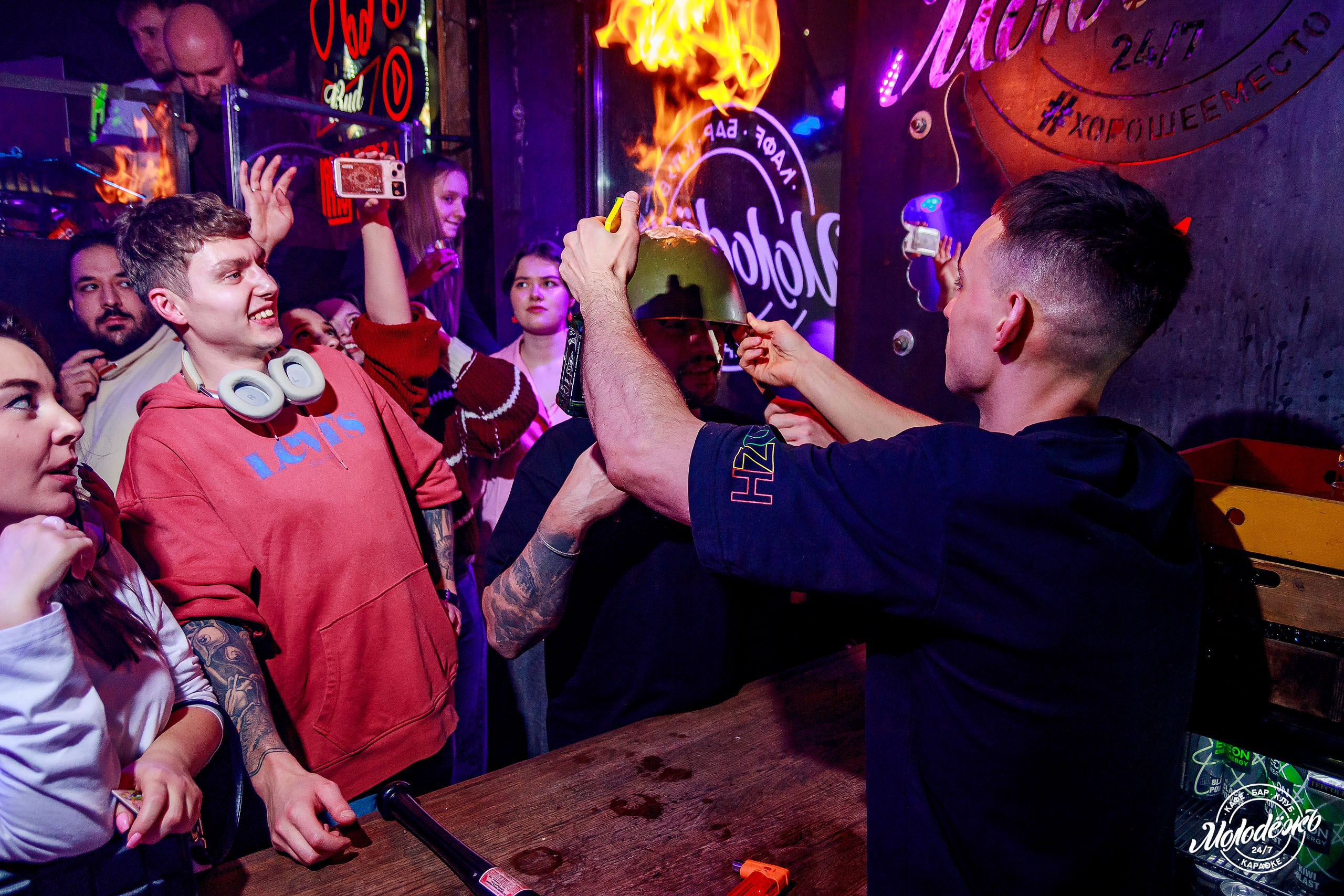 Клуб Молодёжь лучшее. Контакты