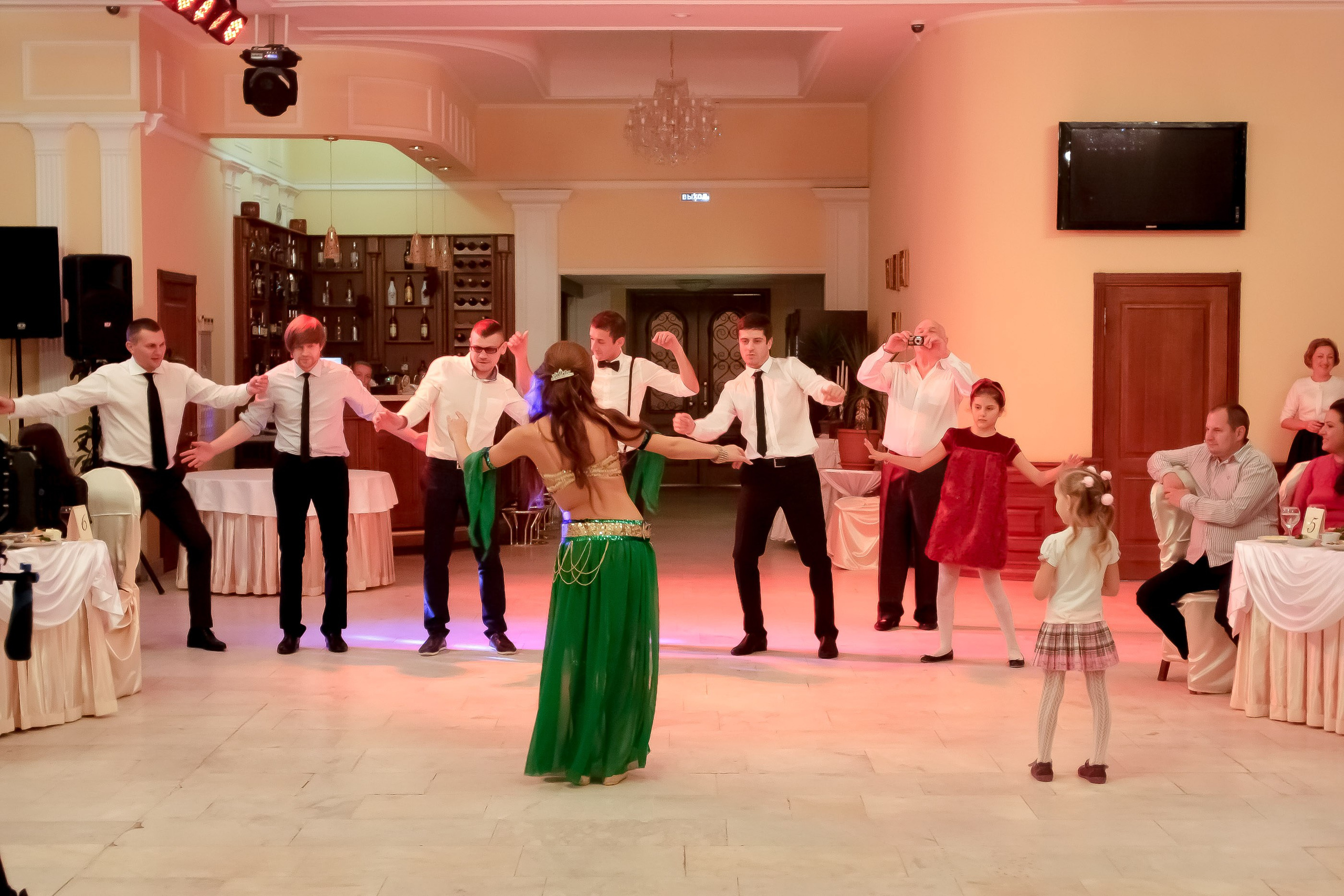 Банкет/Banquet. Максим Матвийченко и Виктория Басова профессионалы своего дела