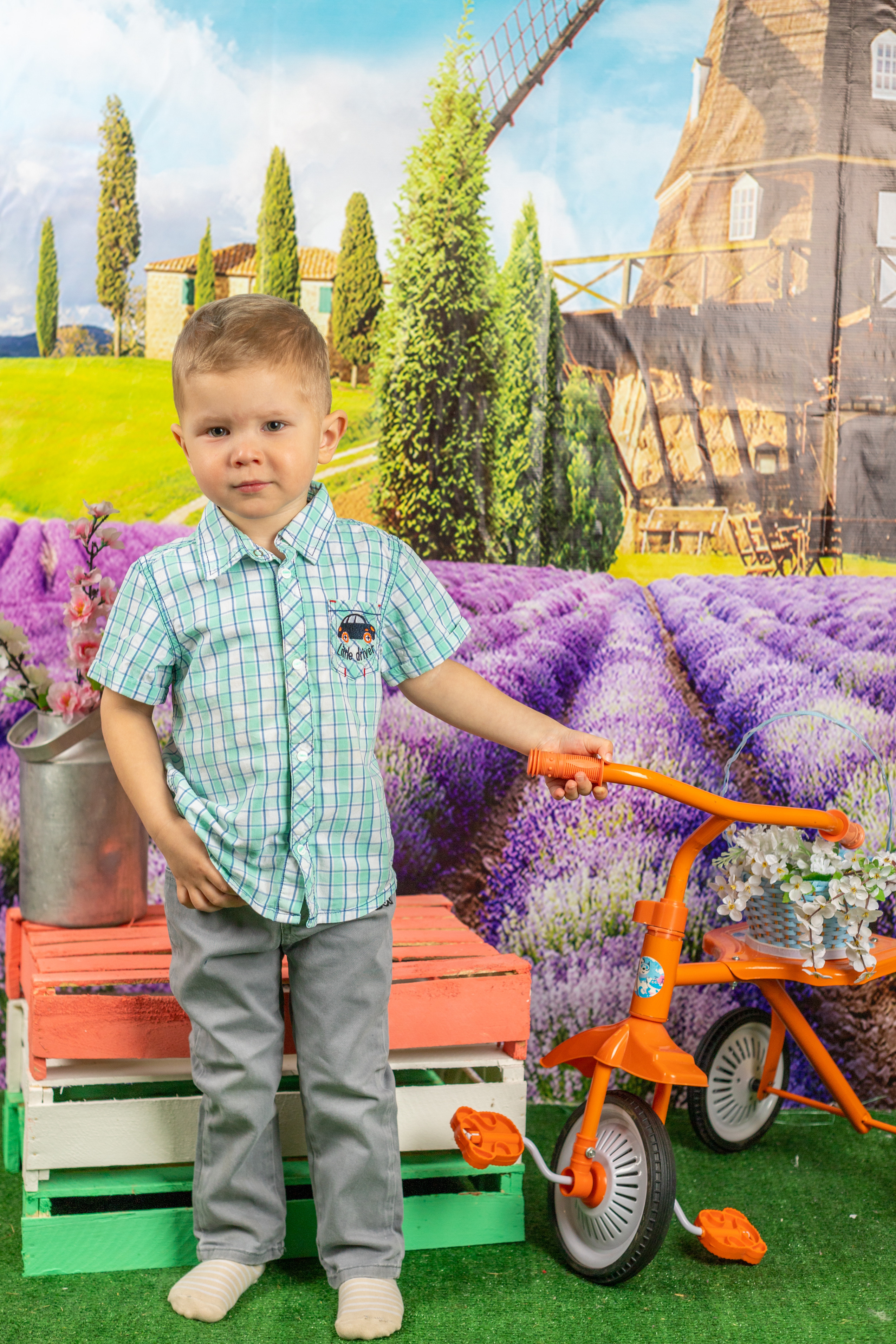 Весенняя фотосессия. Альбомы с самого детства. +79237847111