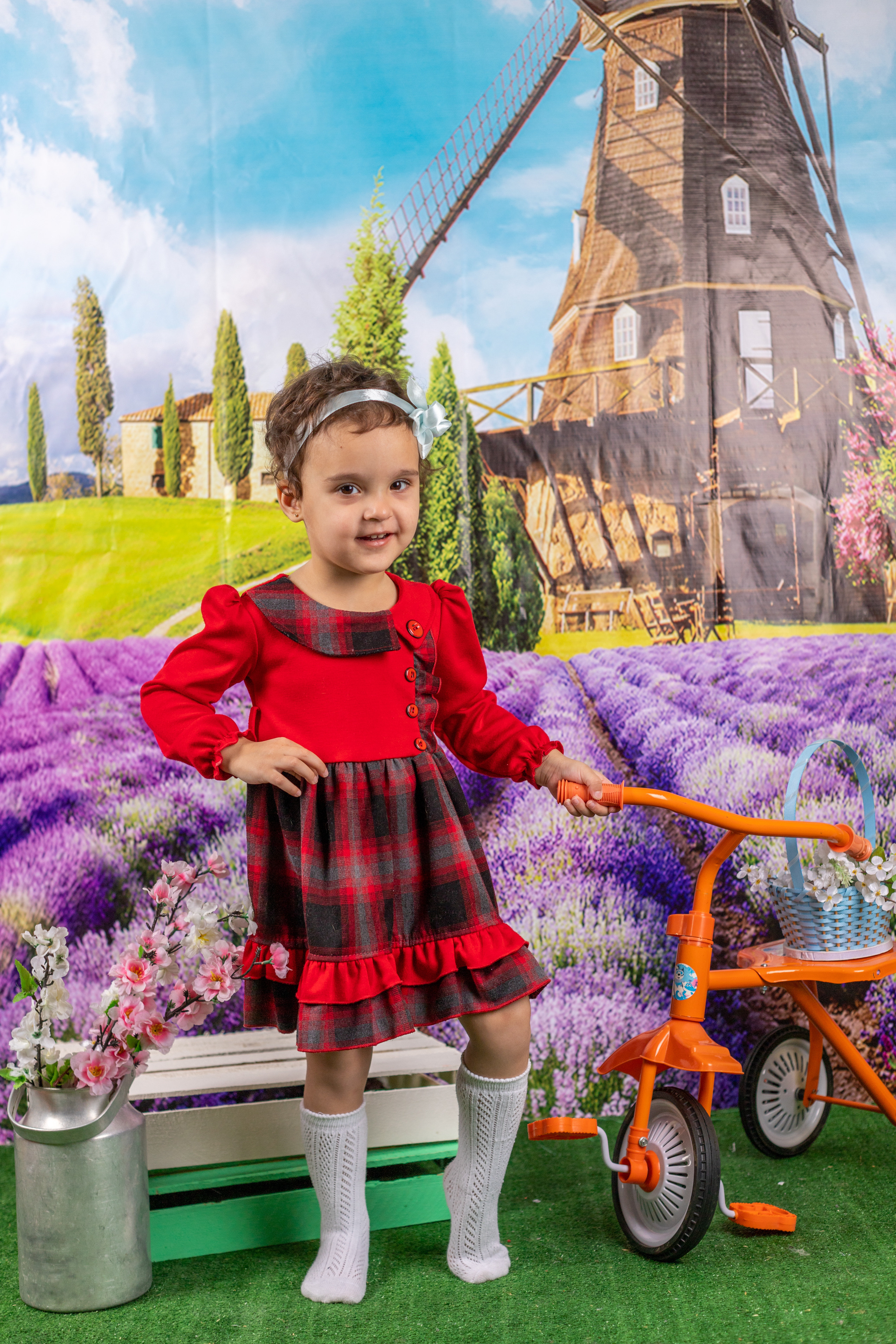 Весенняя фотосессия. Альбомы с самого детства. +79237847111