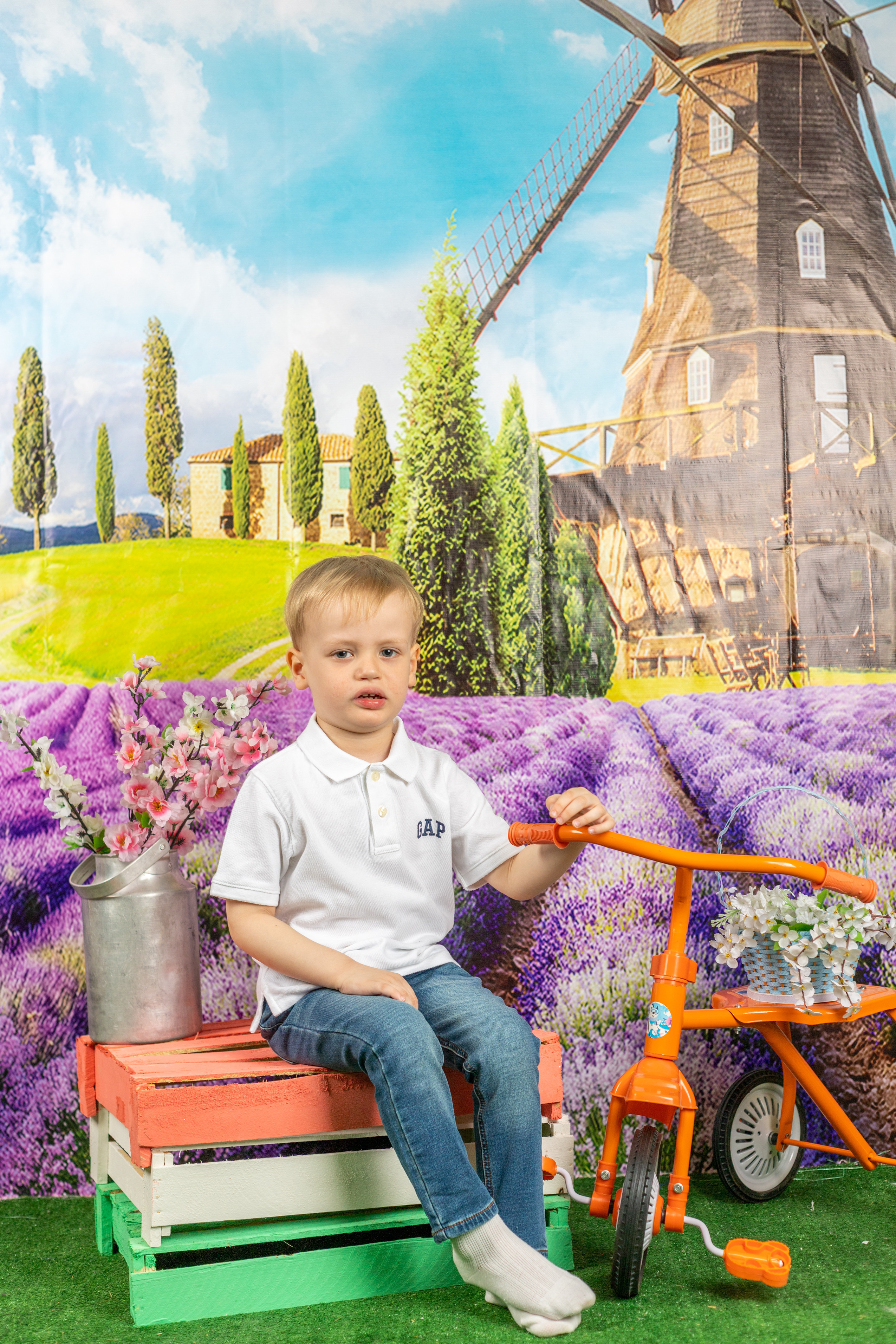 Весенняя фотосессия. Альбомы с самого детства. +79237847111