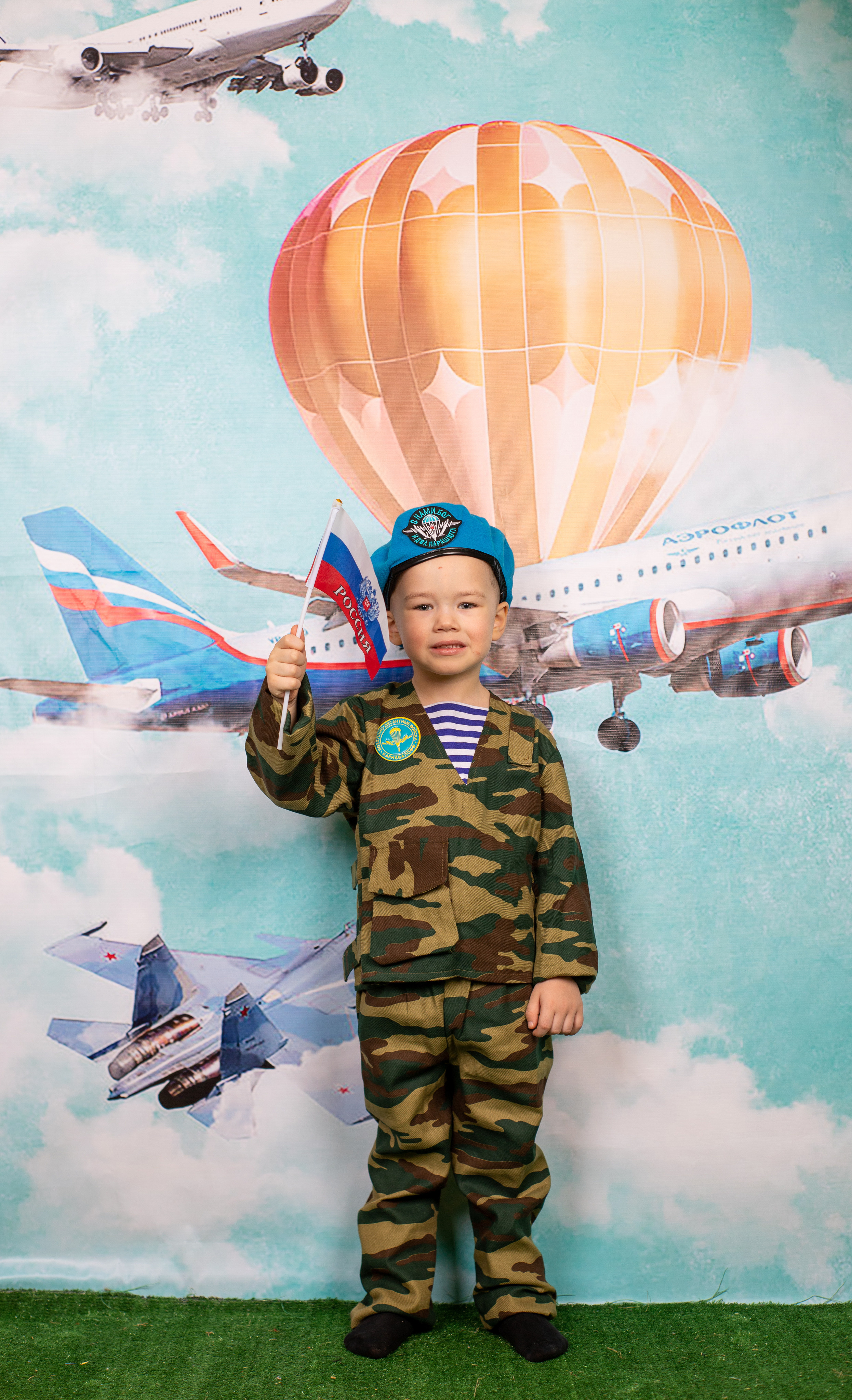 Весенняя фотосессия. Альбомы с самого детства. +79237847111