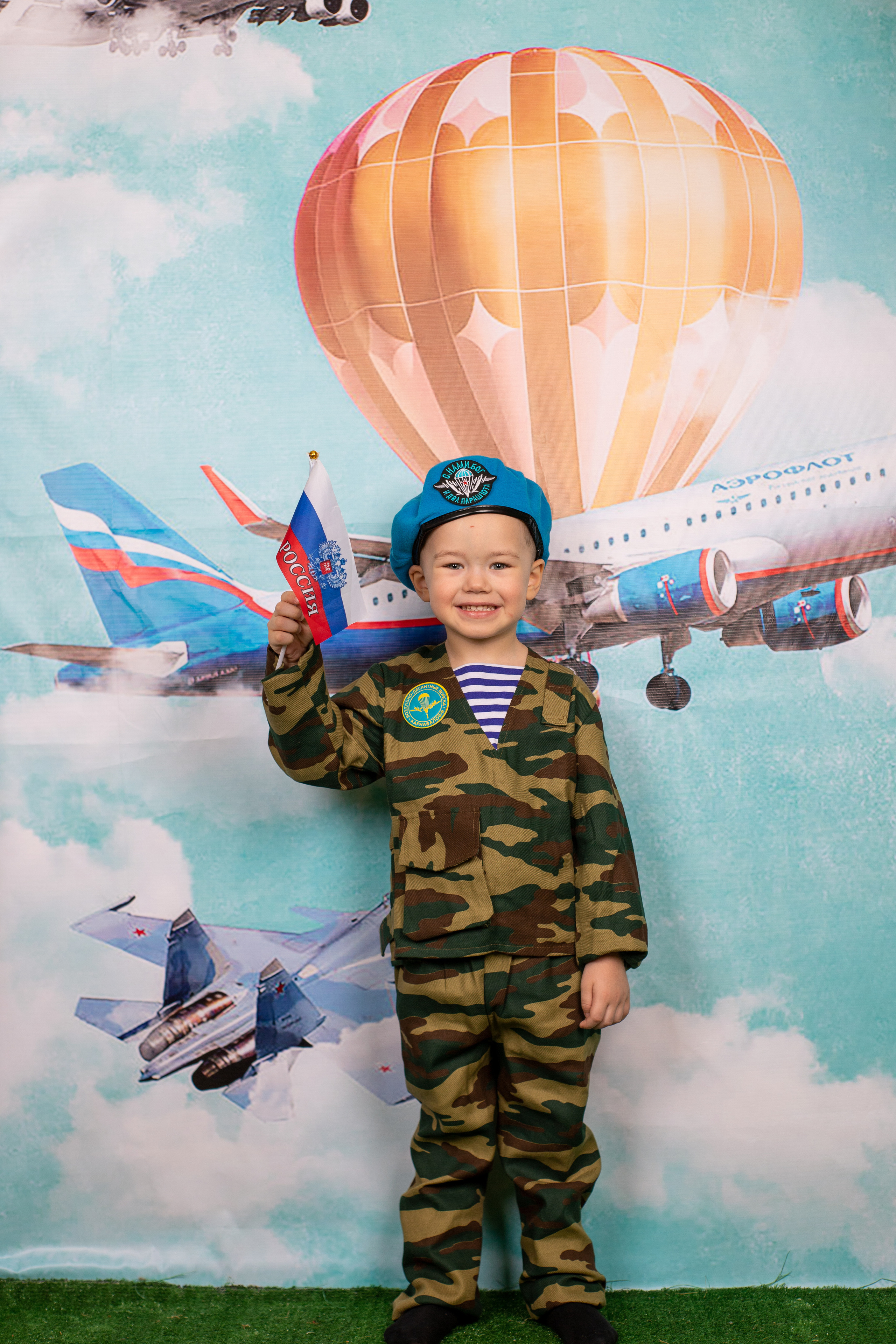 Весенняя фотосессия. Альбомы с самого детства. +79237847111