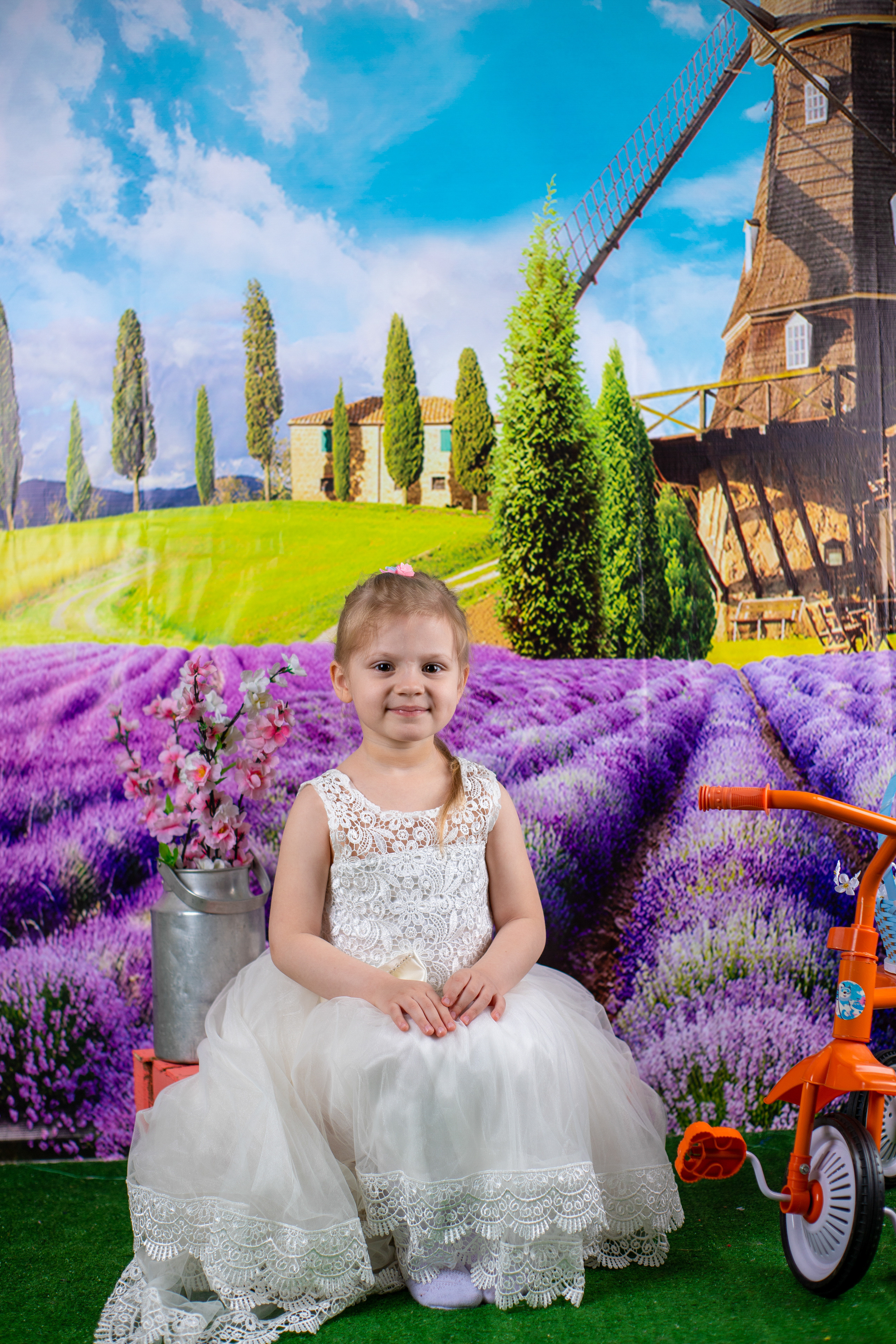 Весенняя фотосессия. Альбомы с самого детства. +79237847111