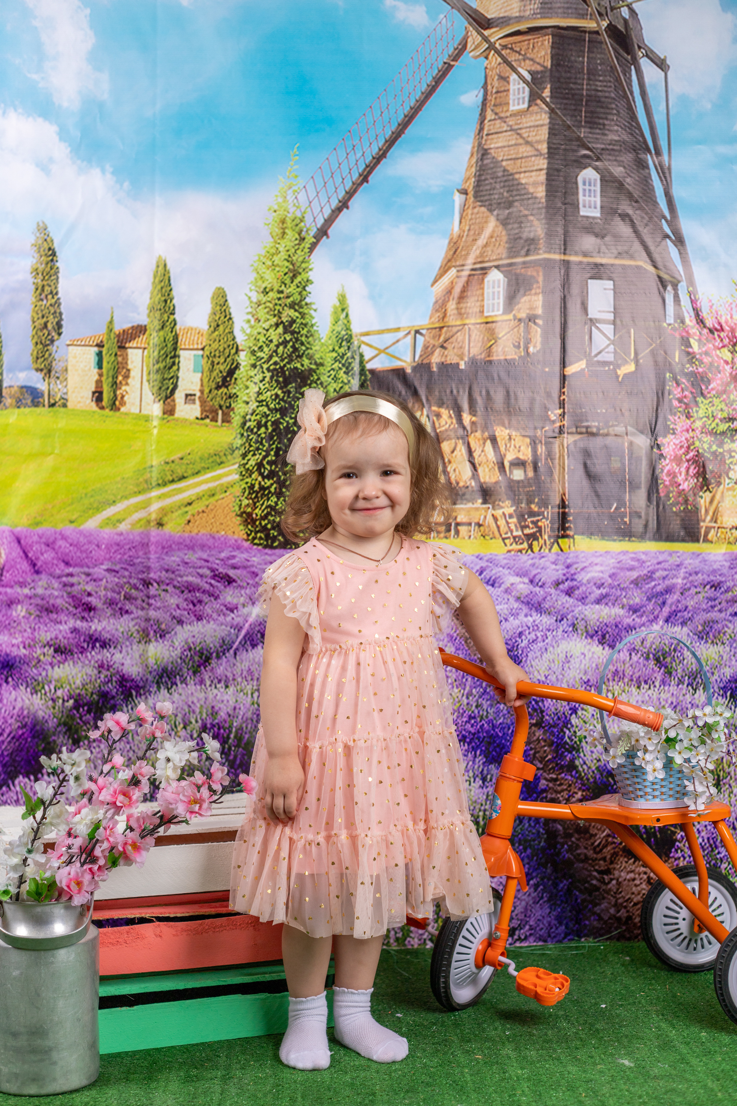 Весенняя фотосессия. Альбомы с самого детства. +79237847111