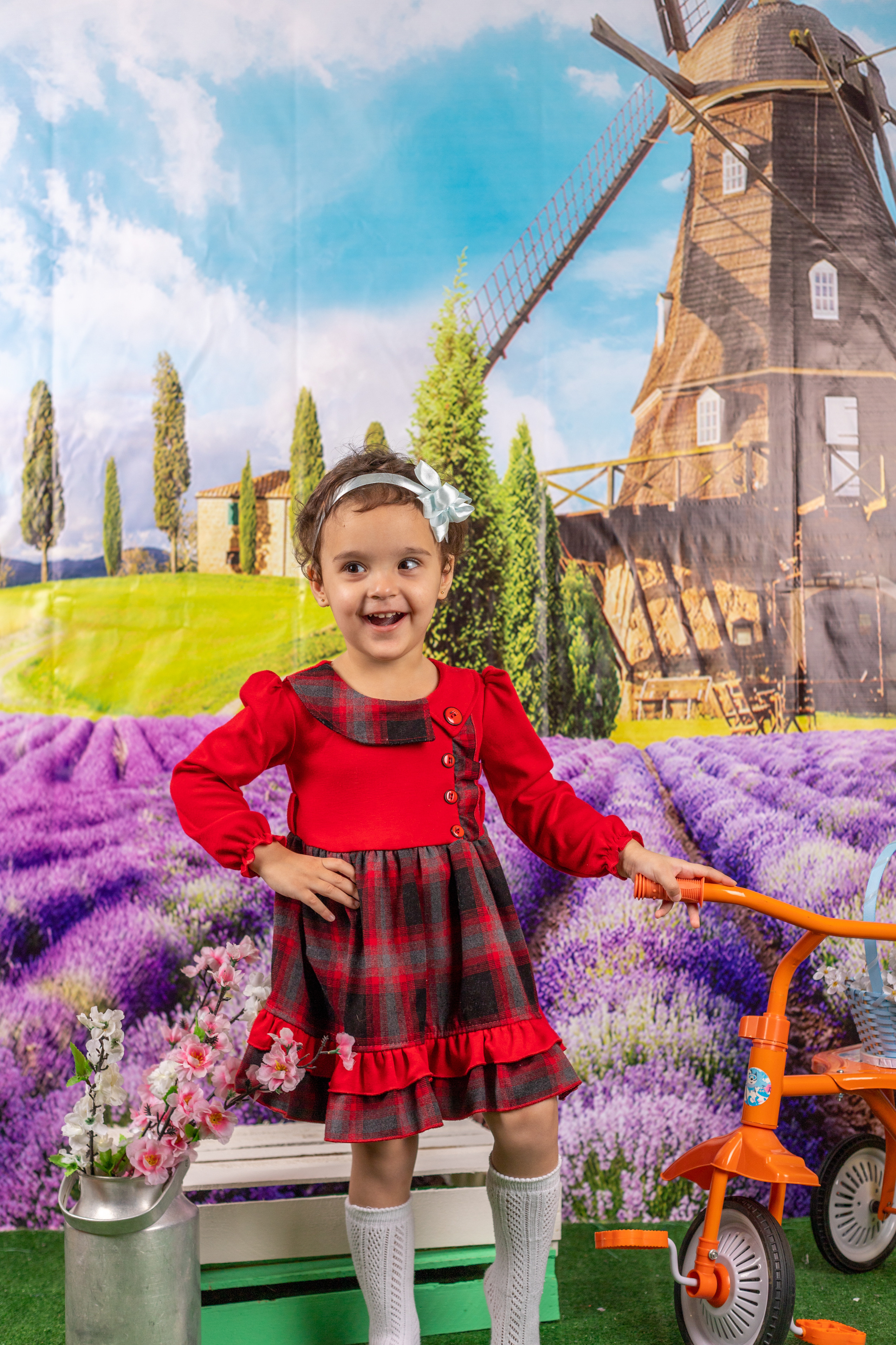 Весенняя фотосессия. Альбомы с самого детства. +79237847111