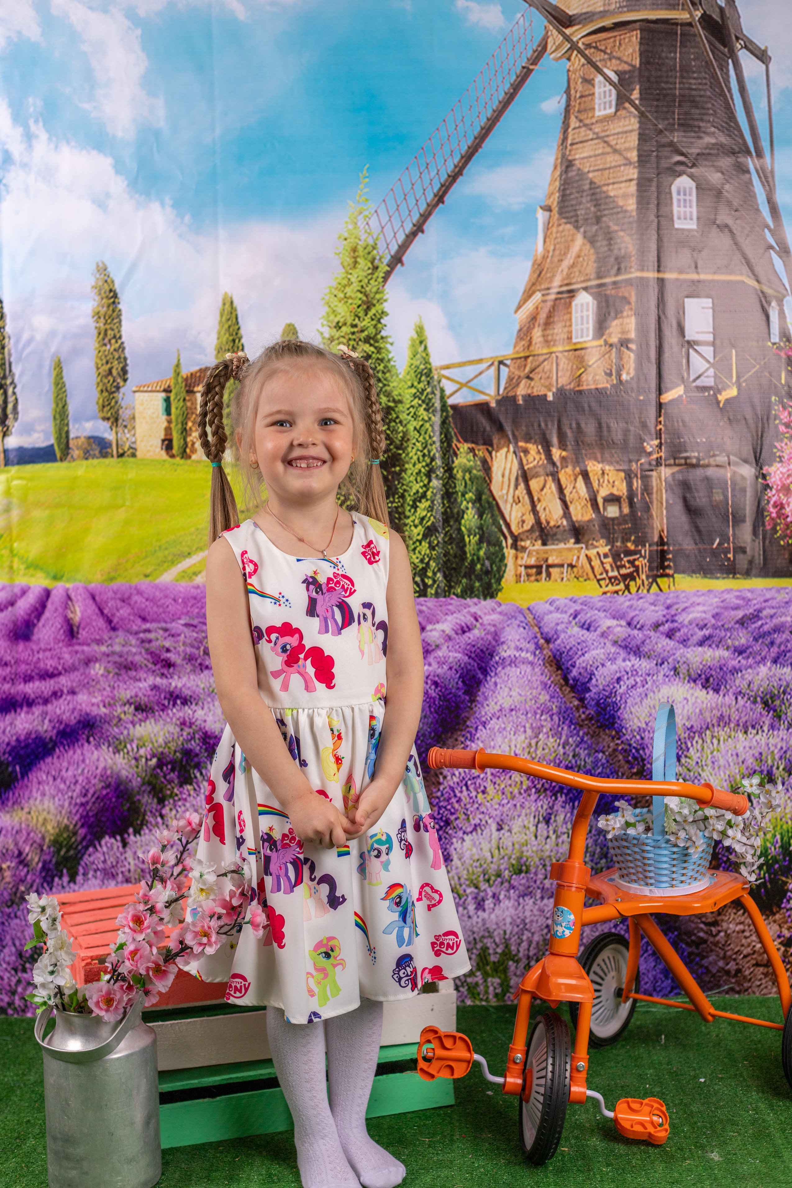 Весенняя фотосессия. Альбомы с самого детства. +79237847111