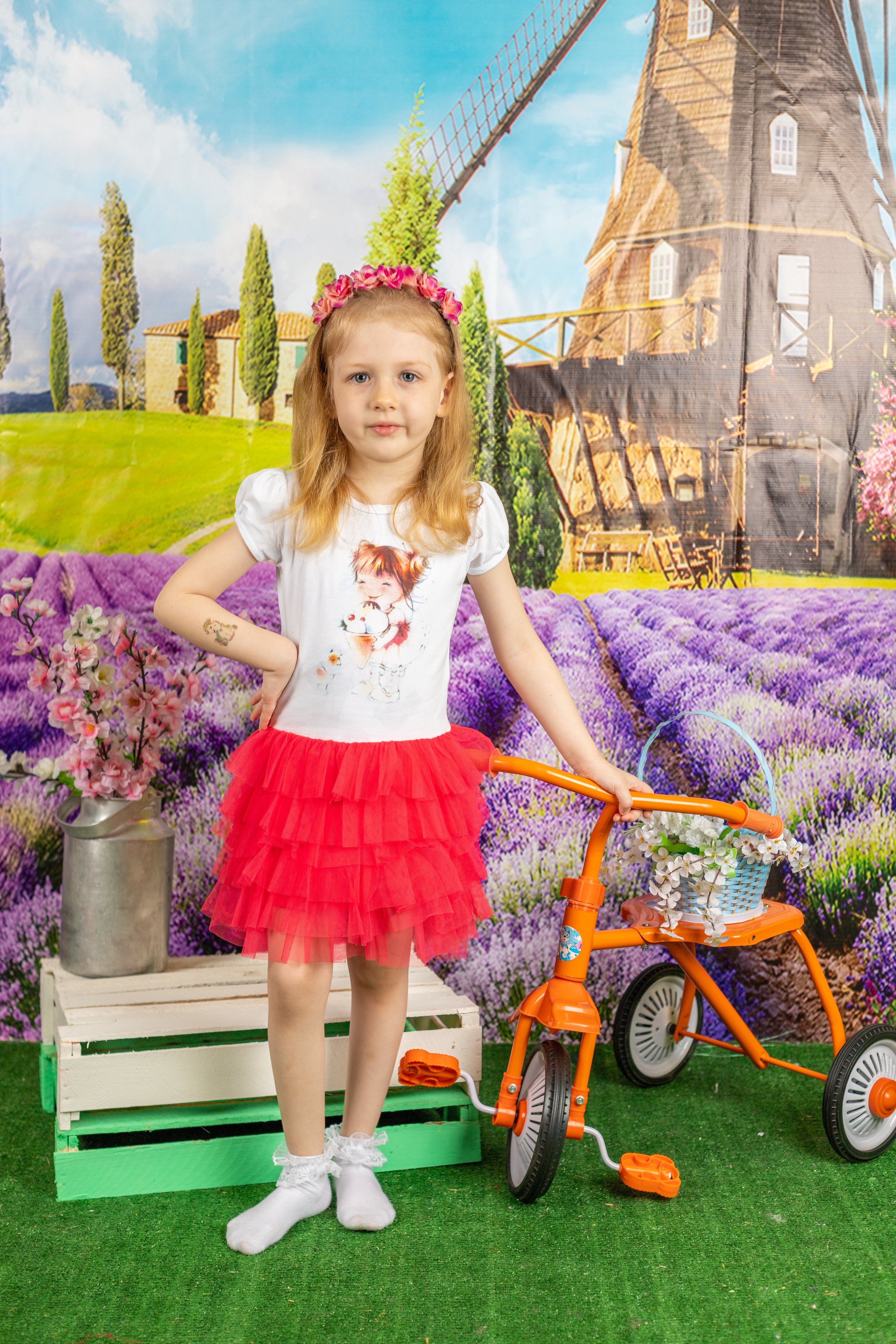 Весенняя фотосессия. Альбомы с самого детства. +79237847111