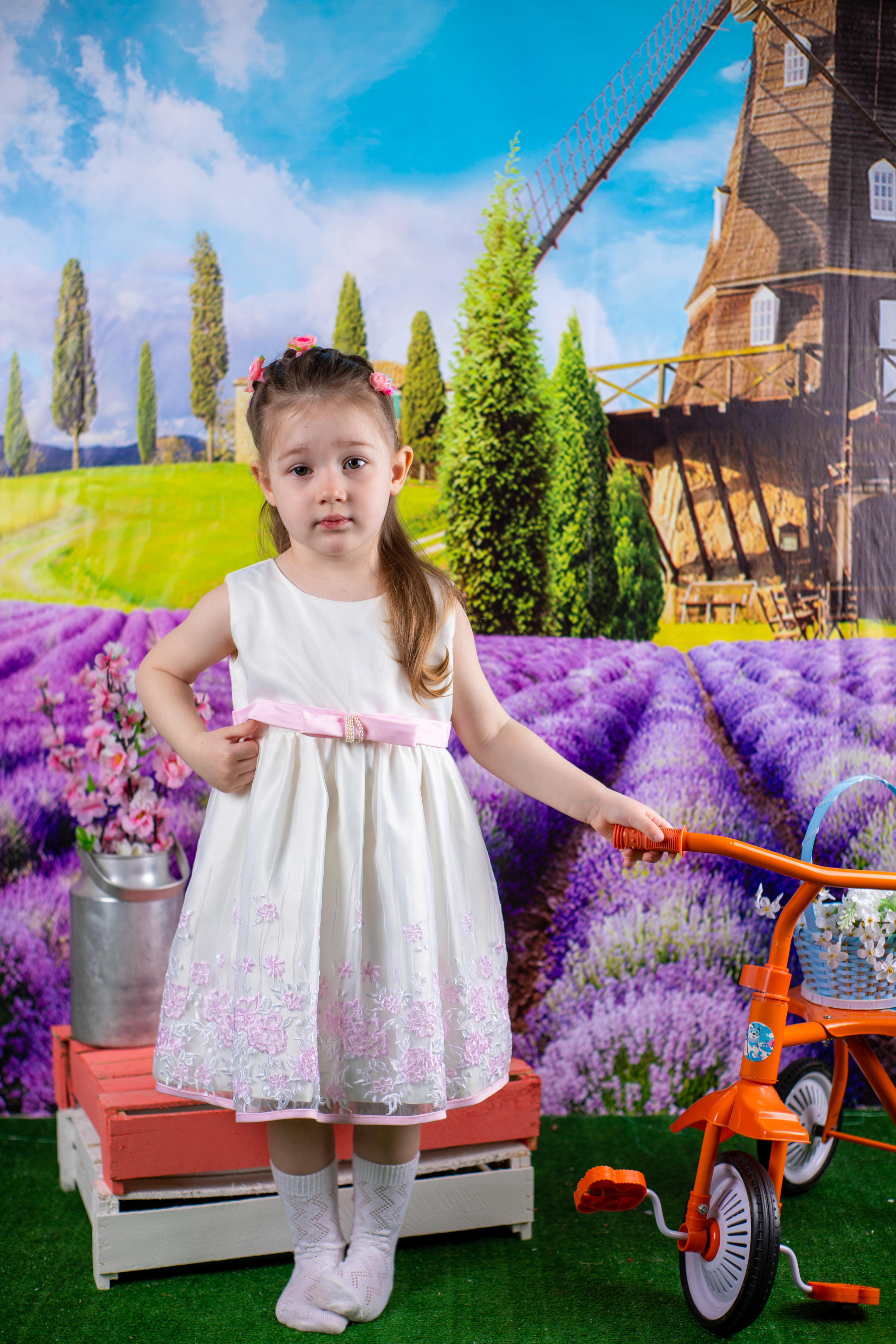 Весенняя фотосессия. Альбомы с самого детства. +79237847111