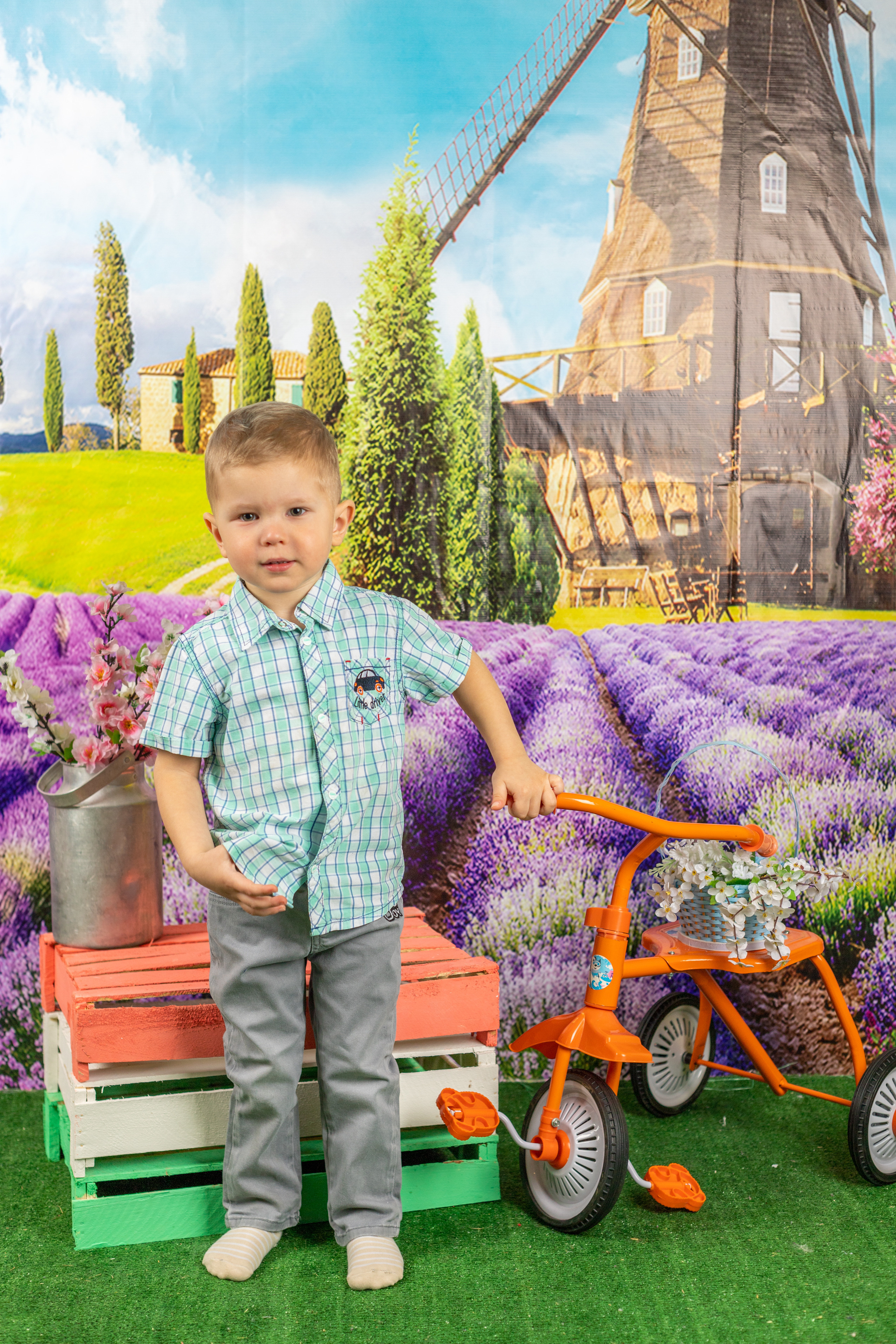 Весенняя фотосессия. Альбомы с самого детства. +79237847111