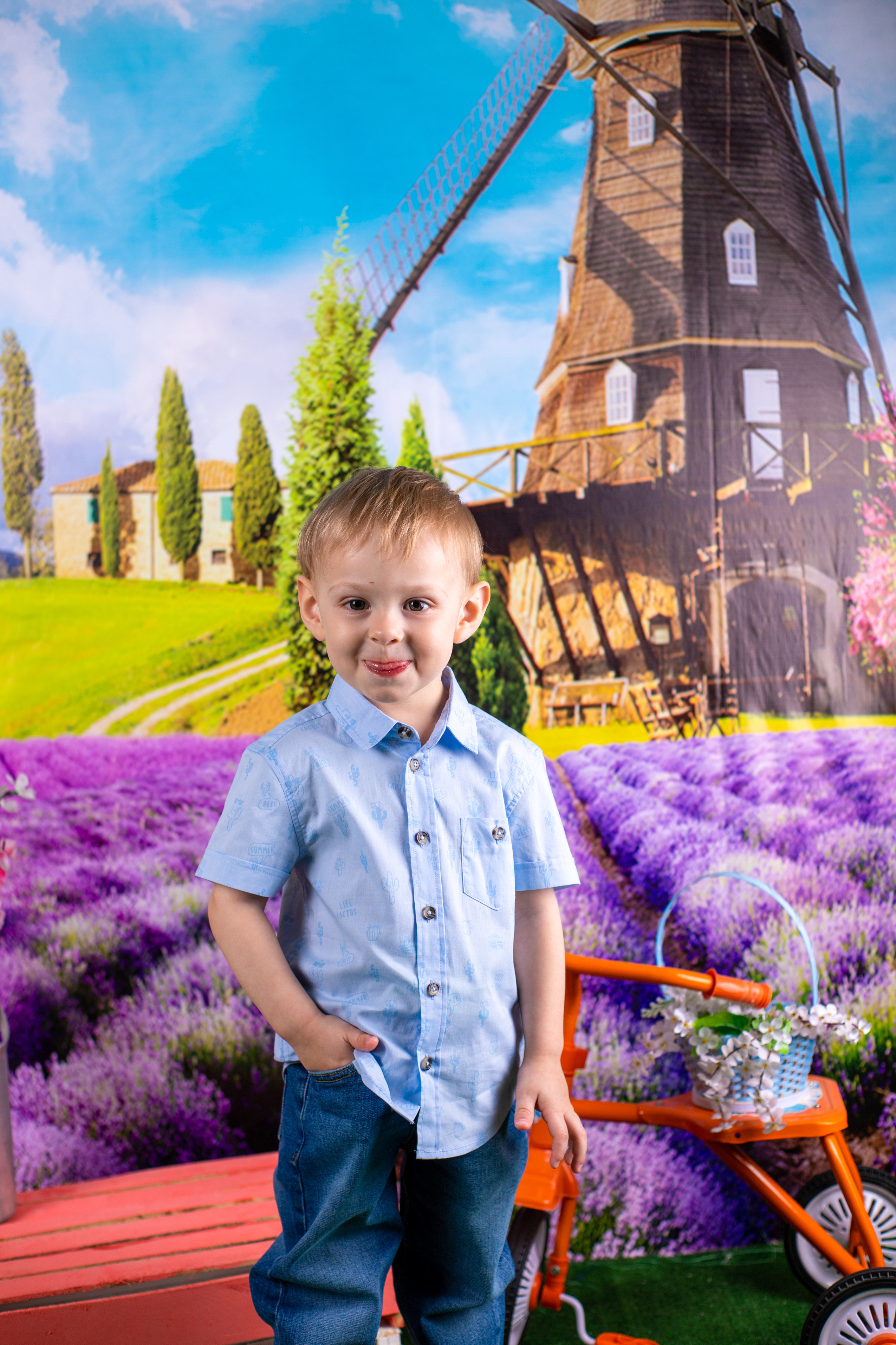 Весенняя фотосессия. Альбомы с самого детства. +79237847111