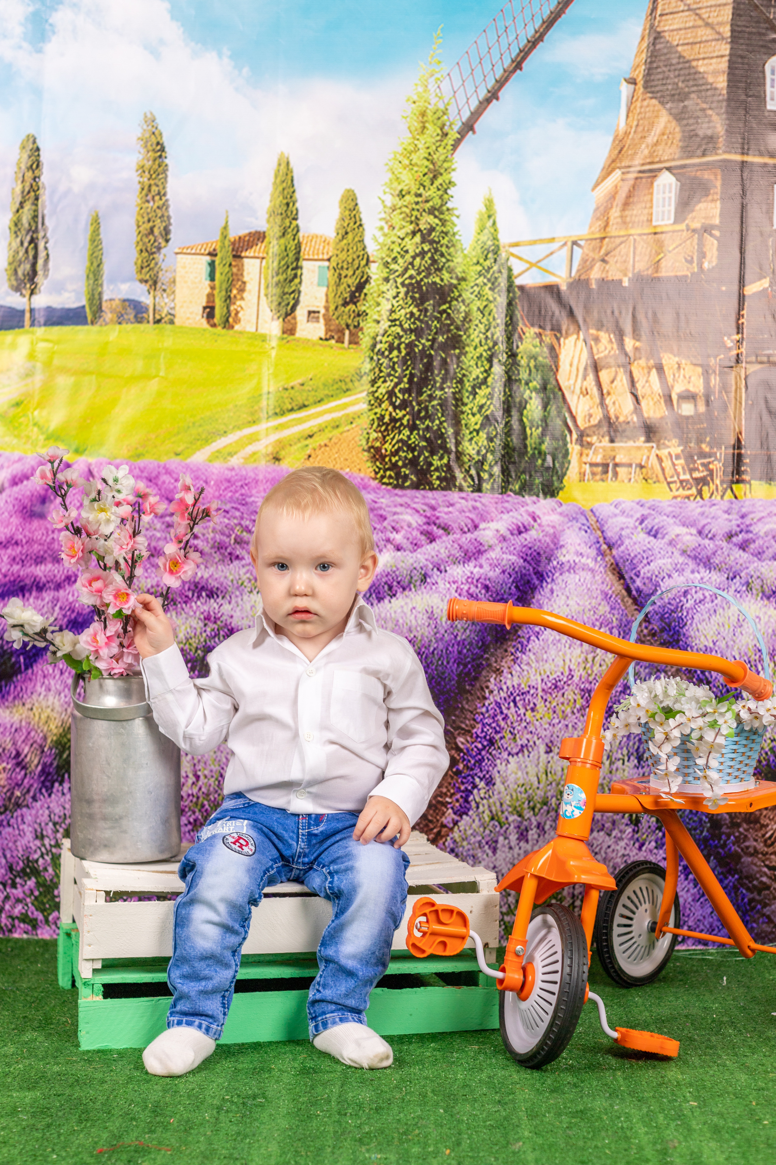 Весенняя фотосессия. Альбомы с самого детства. +79237847111