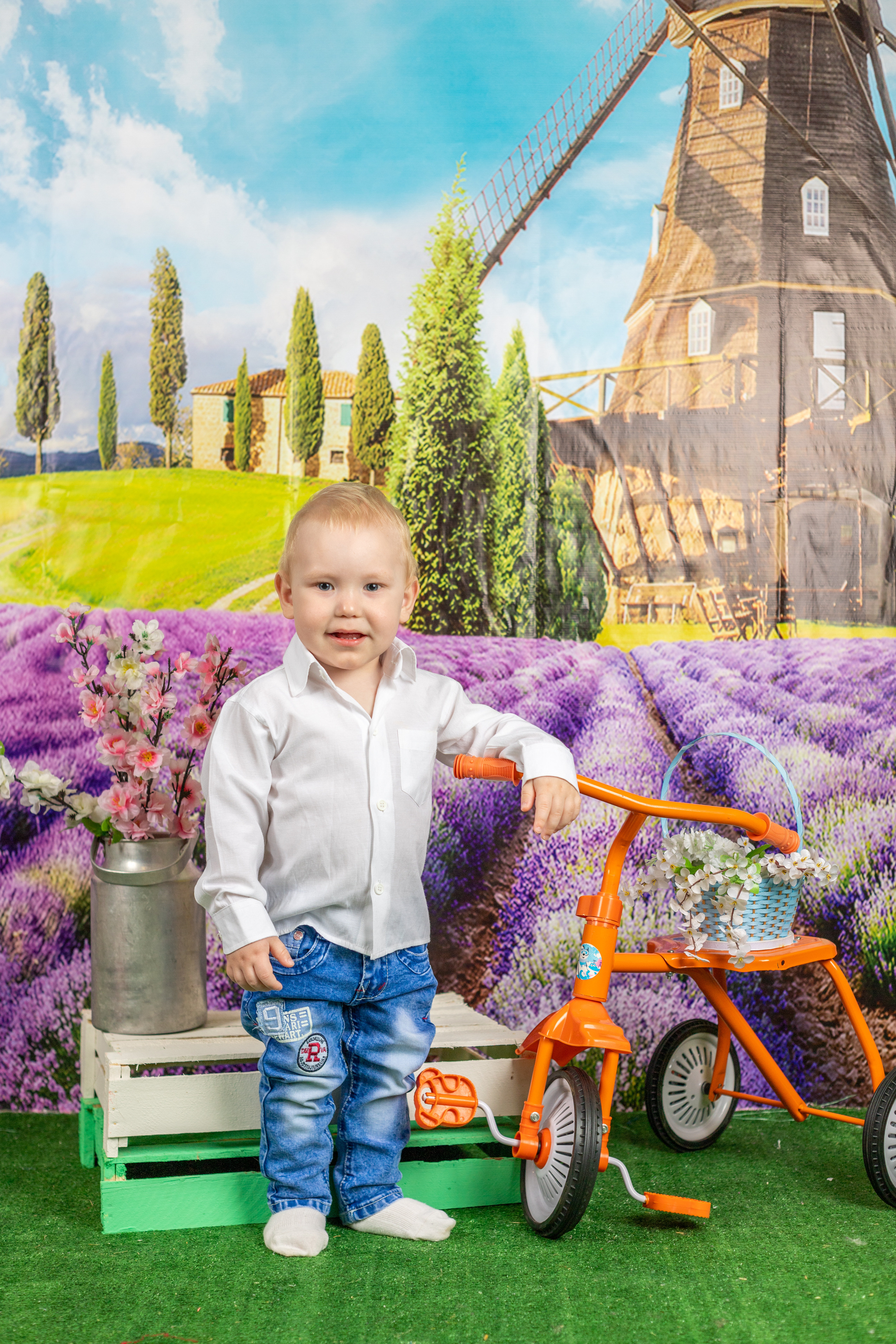 Весенняя фотосессия. Альбомы с самого детства. +79237847111