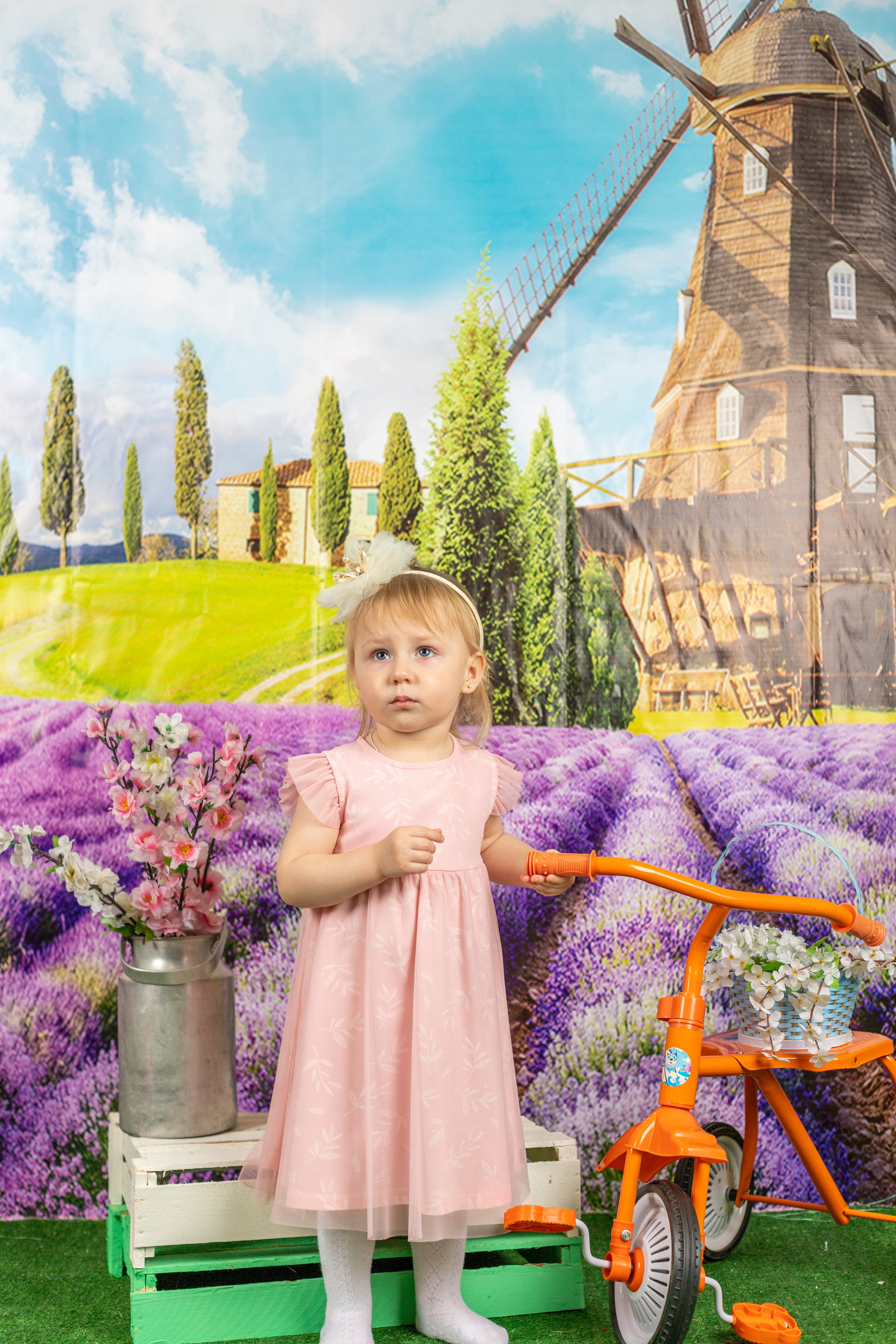 Весенняя фотосессия. Альбомы с самого детства. +79237847111