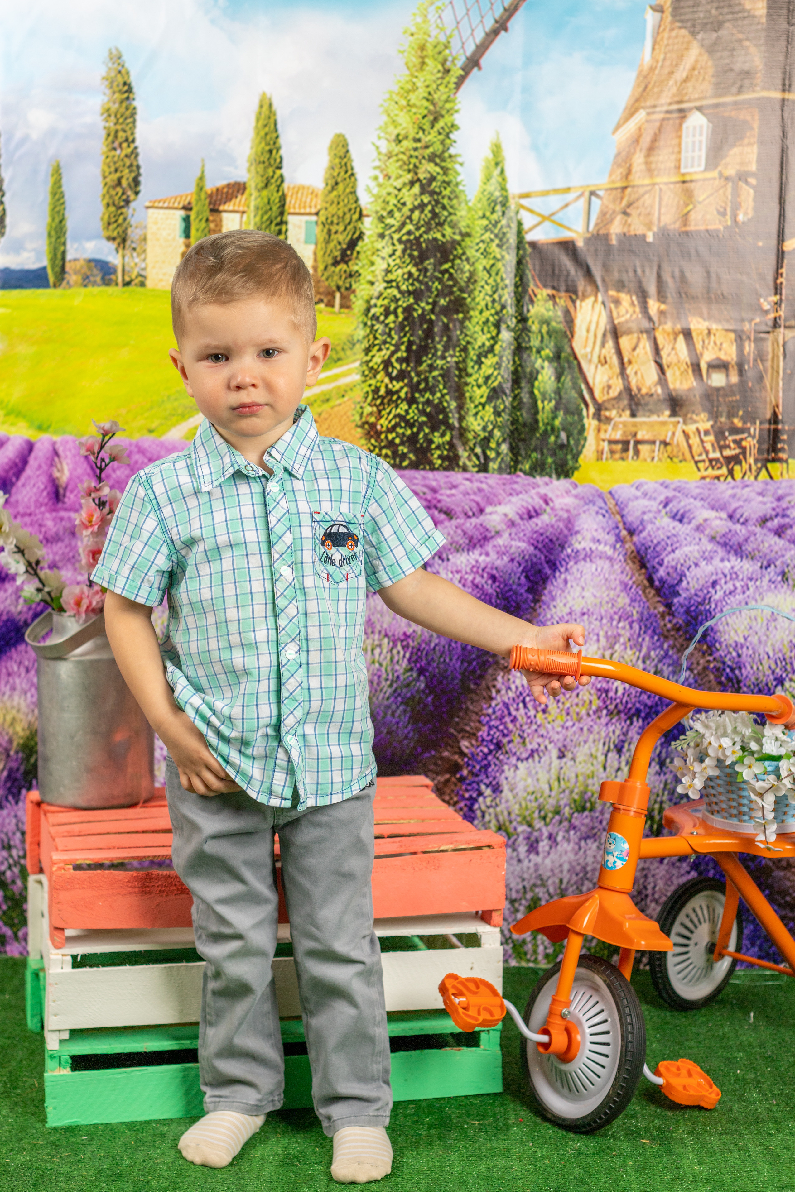 Весенняя фотосессия. Альбомы с самого детства. +79237847111