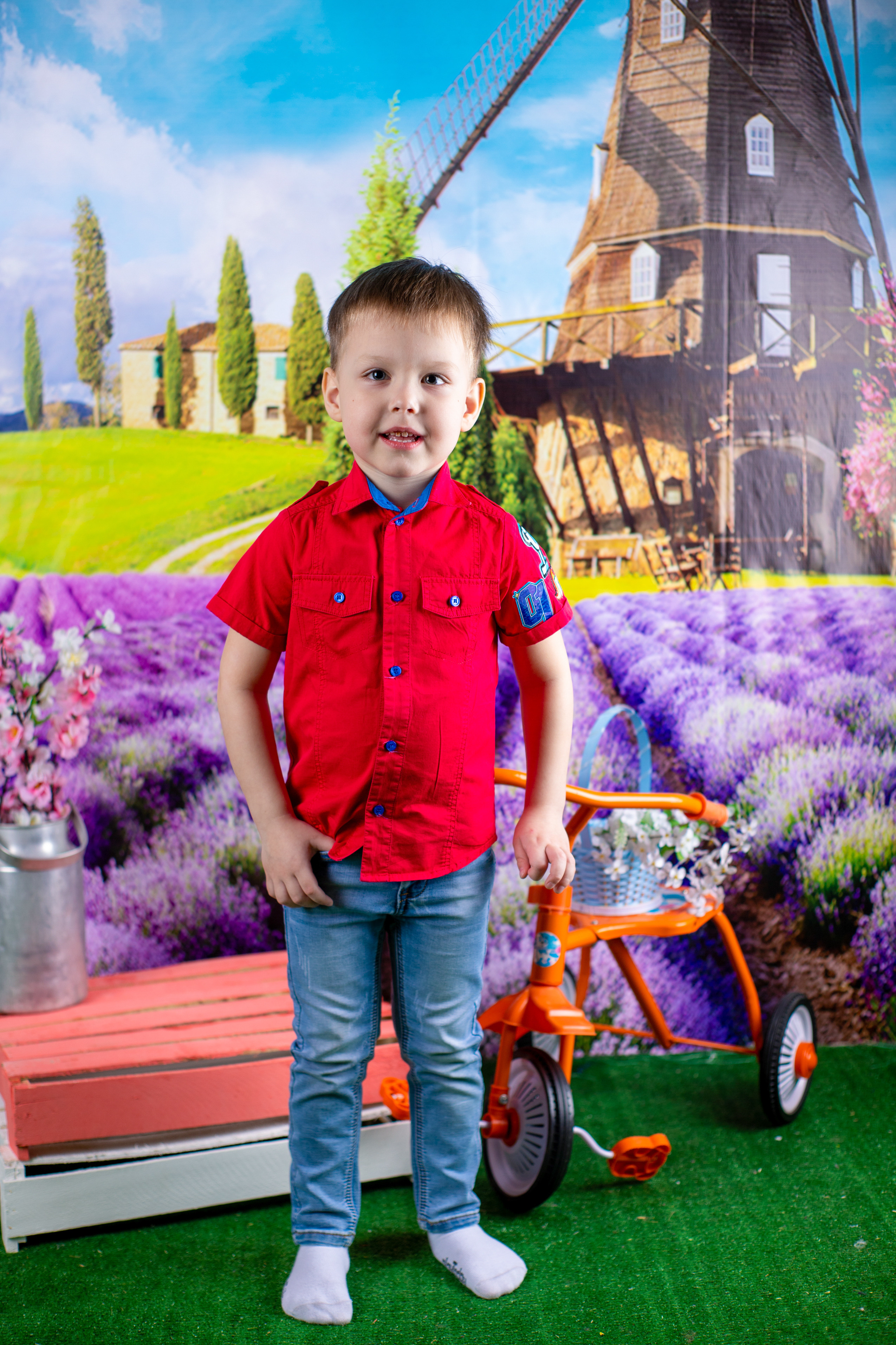 Весенняя фотосессия. Альбомы с самого детства. +79237847111