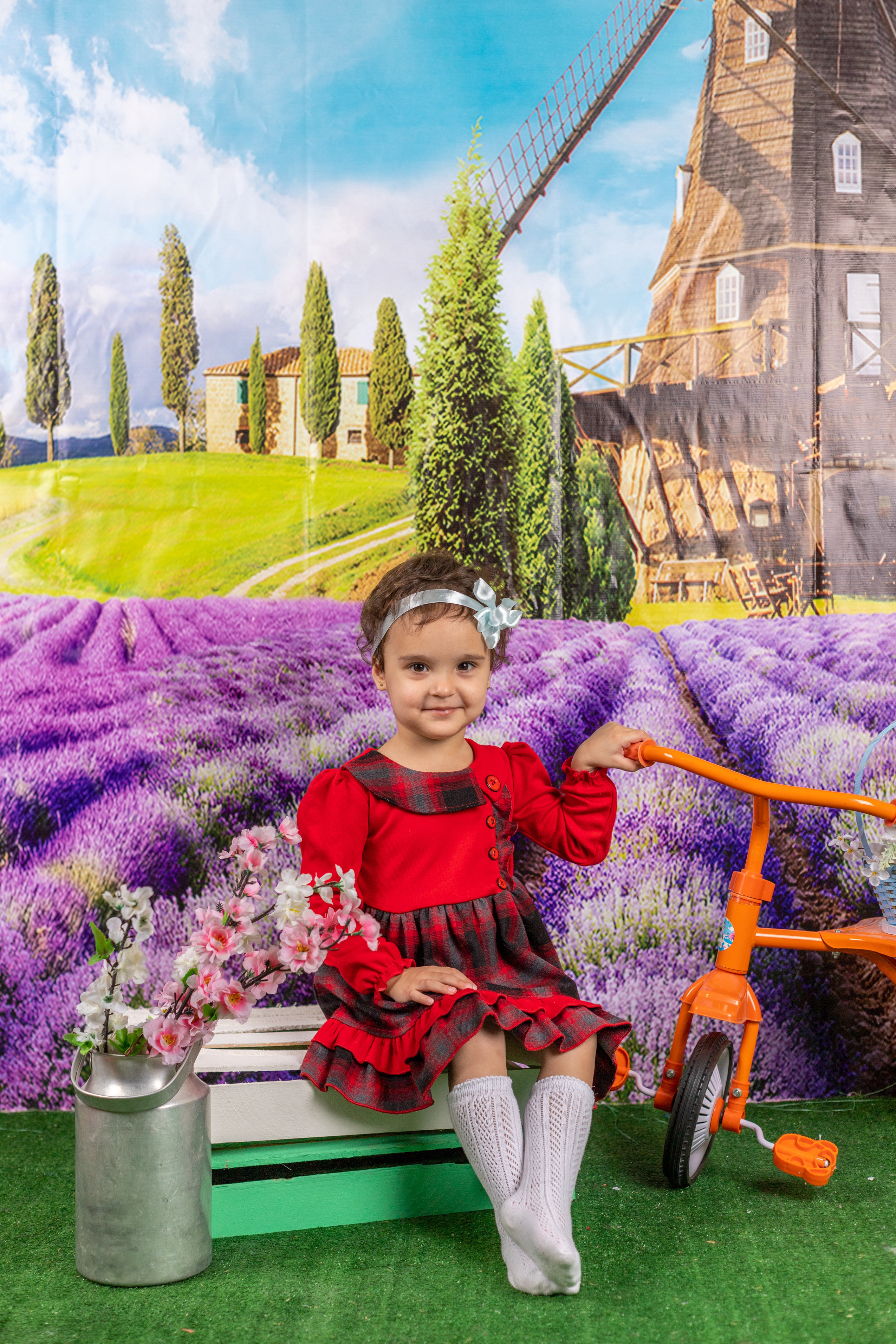 Весенняя фотосессия. Альбомы с самого детства. +79237847111