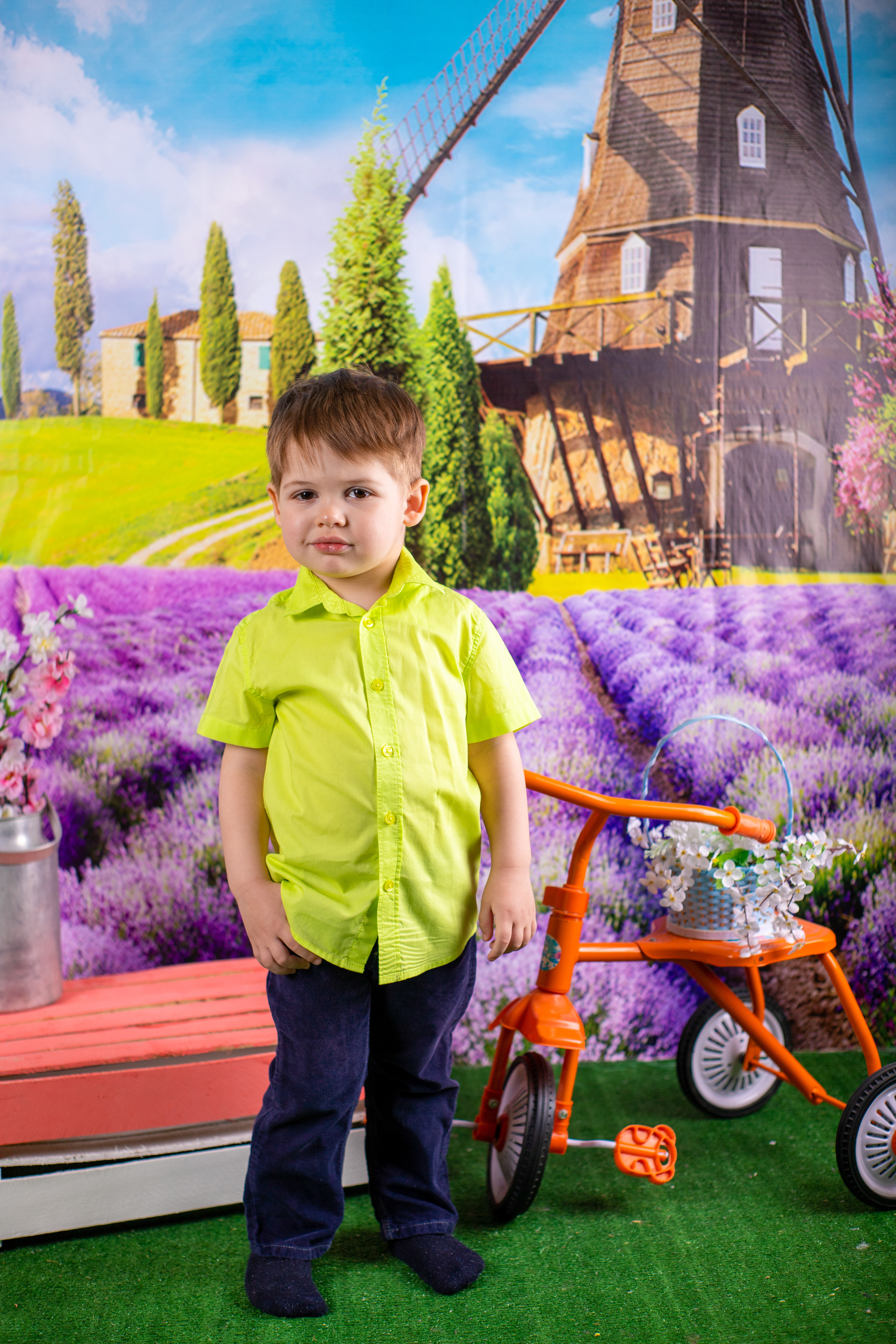 Весенняя фотосессия. Альбомы с самого детства. +79237847111