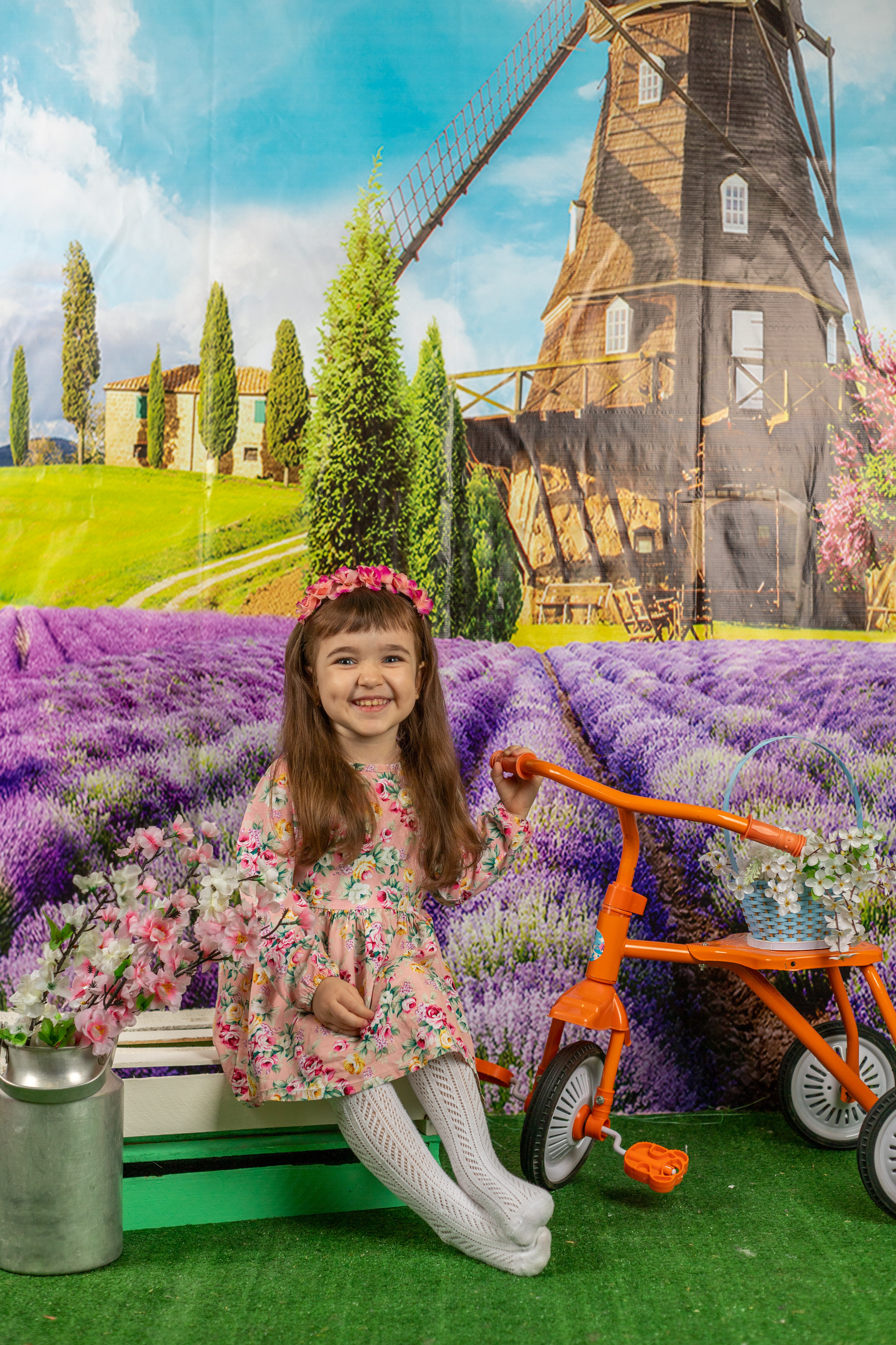 Весенняя фотосессия. Альбомы с самого детства. +79237847111