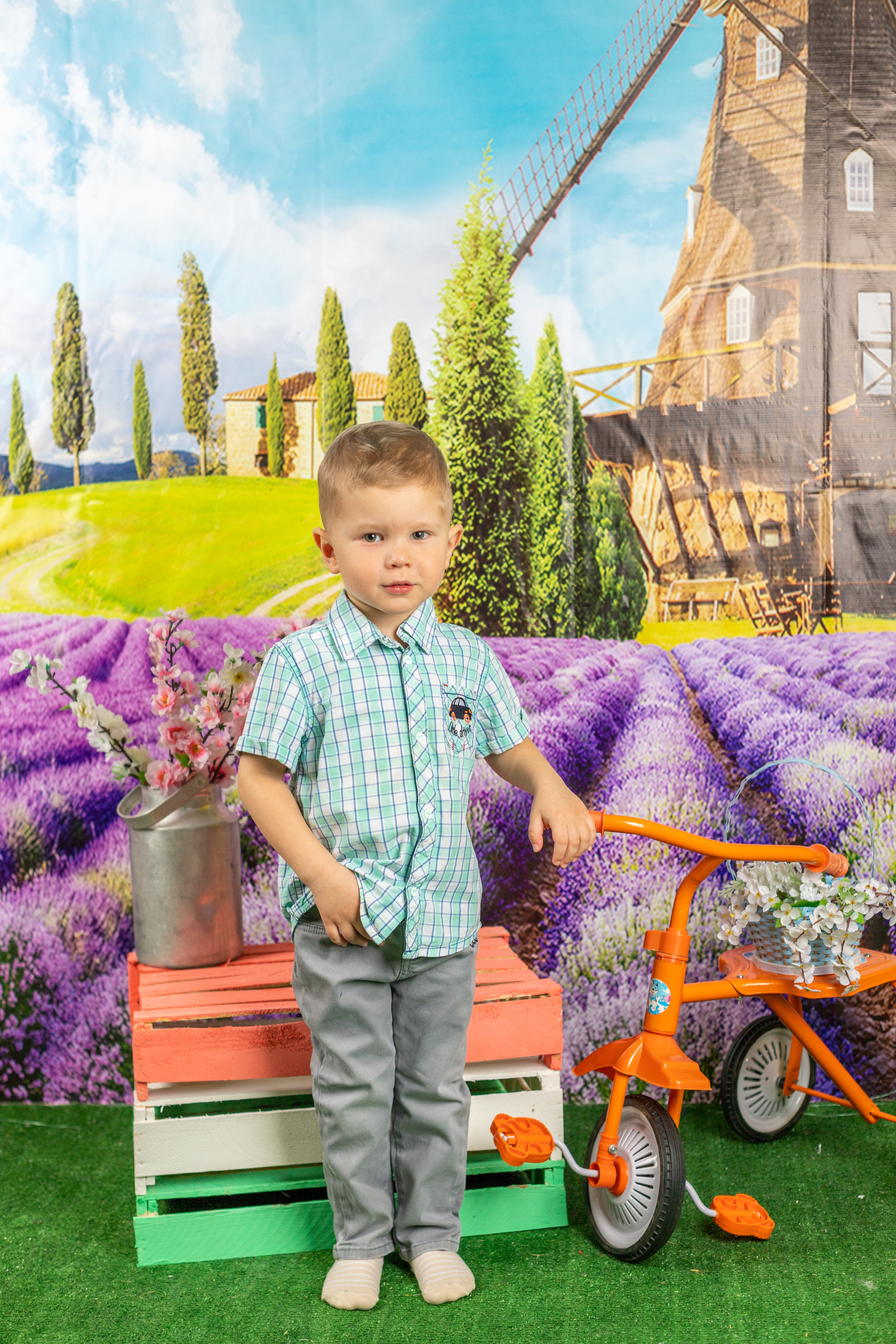 Весенняя фотосессия. Альбомы с самого детства. +79237847111