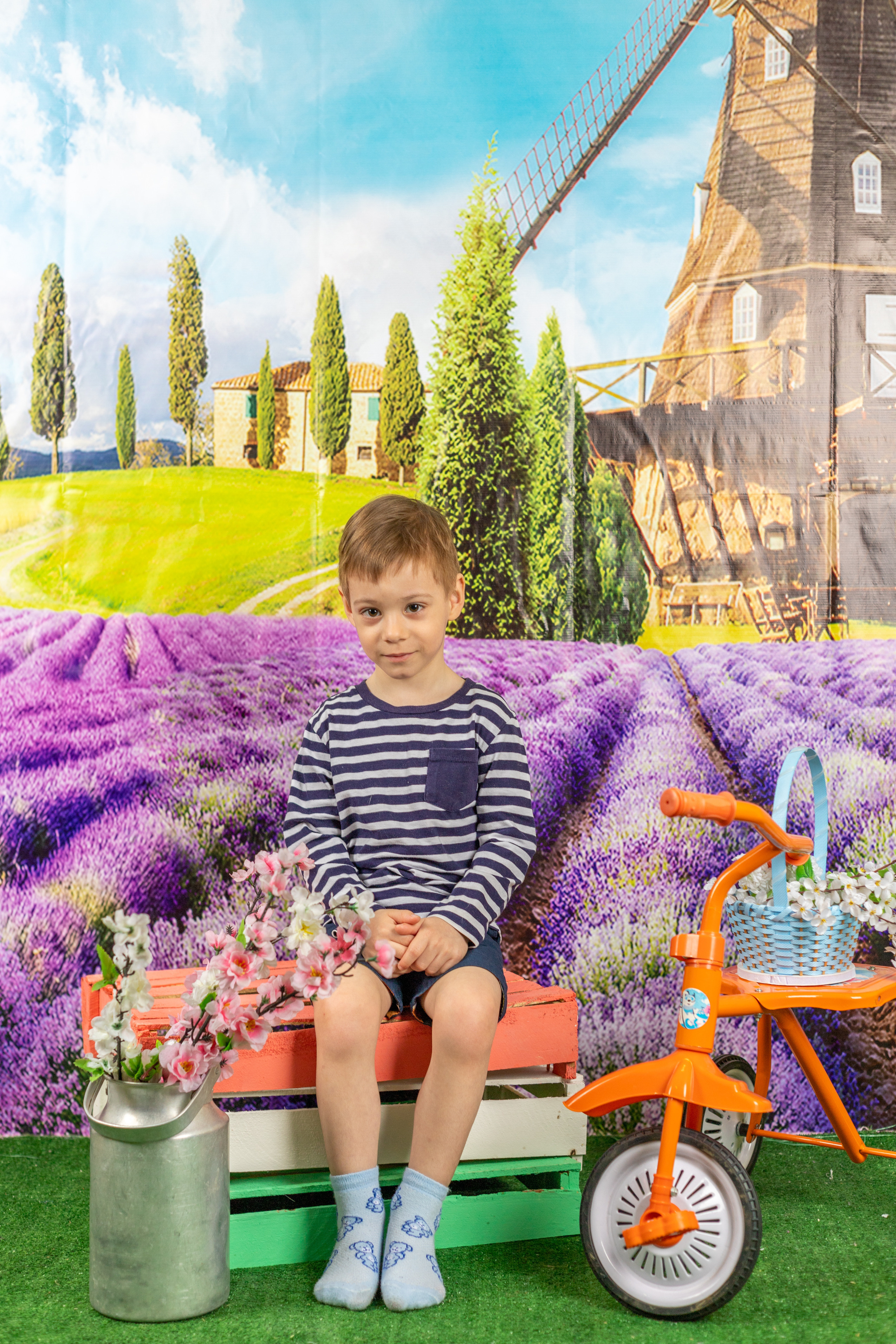 Весенняя фотосессия. Альбомы с самого детства. +79237847111