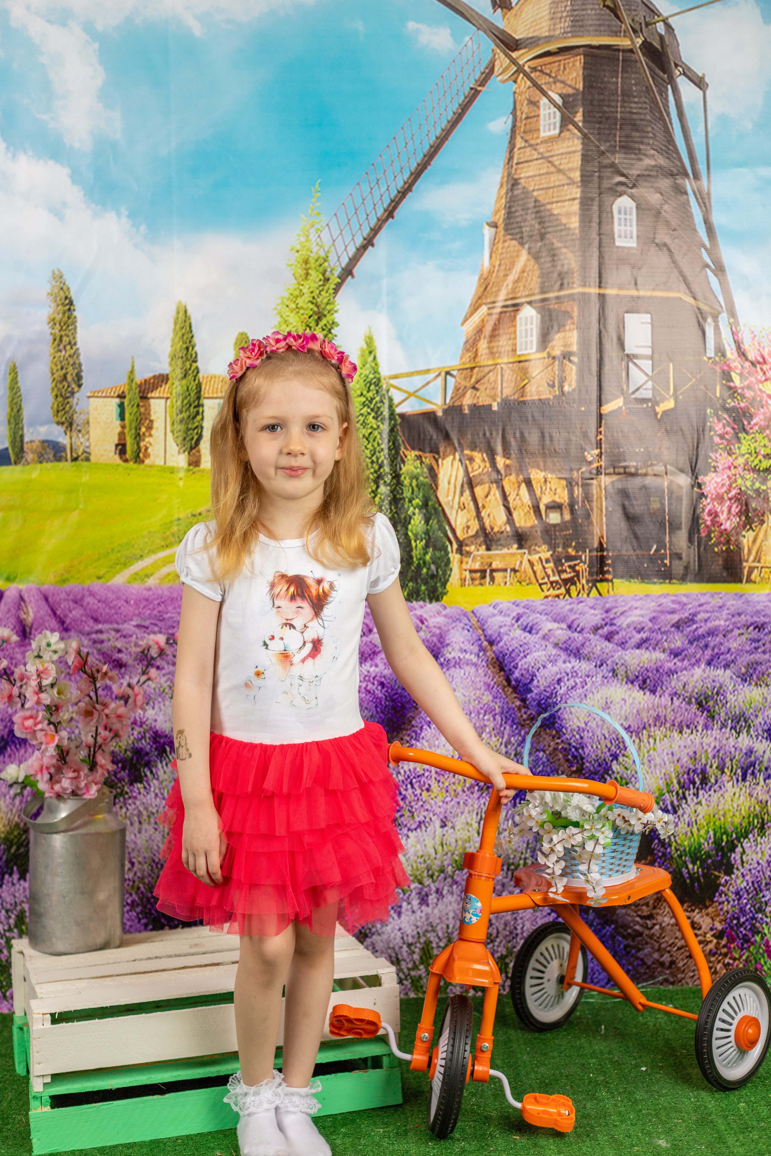 Весенняя фотосессия. Альбомы с самого детства. +79237847111