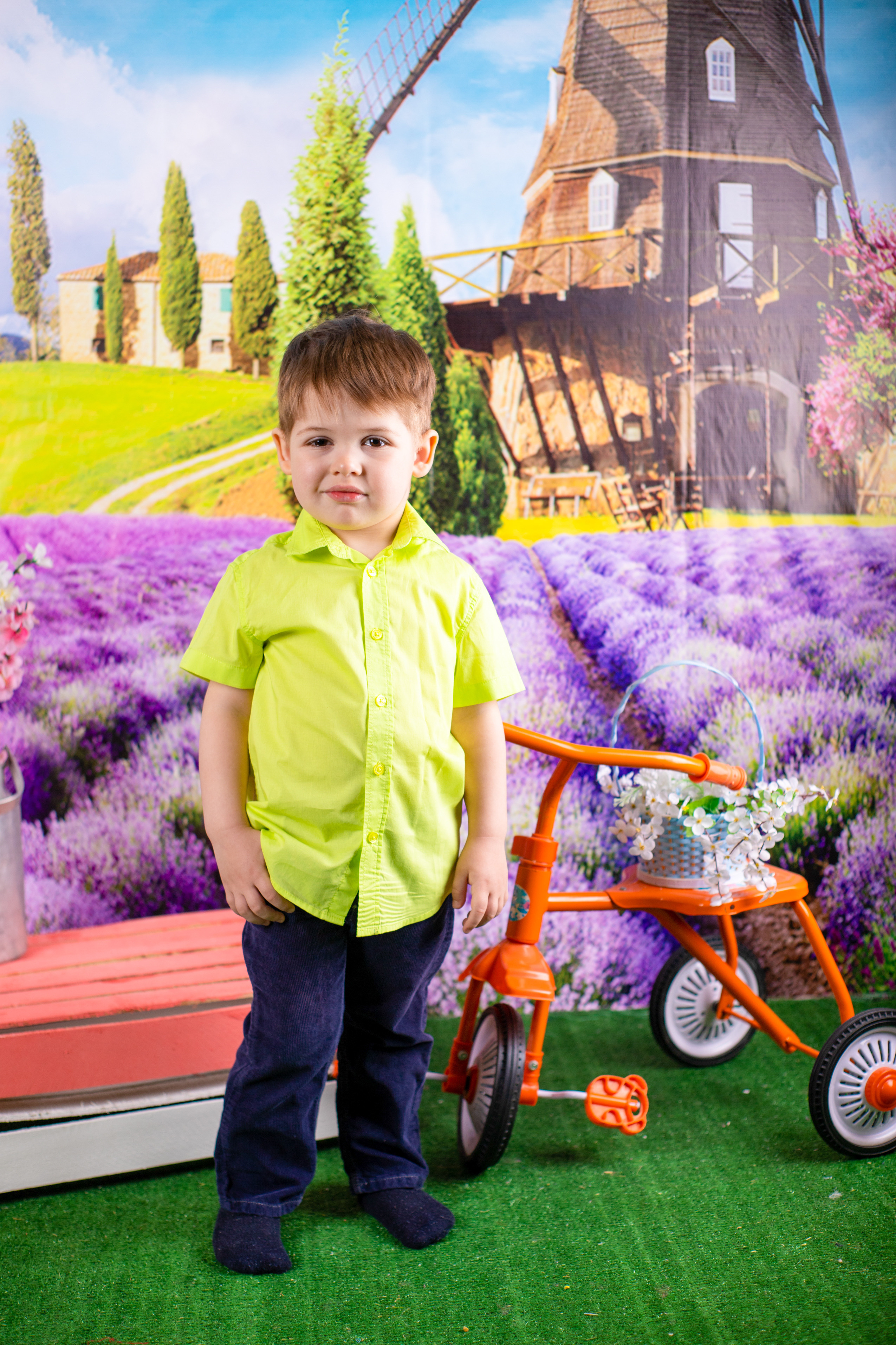 Весенняя фотосессия. Альбомы с самого детства. +79237847111