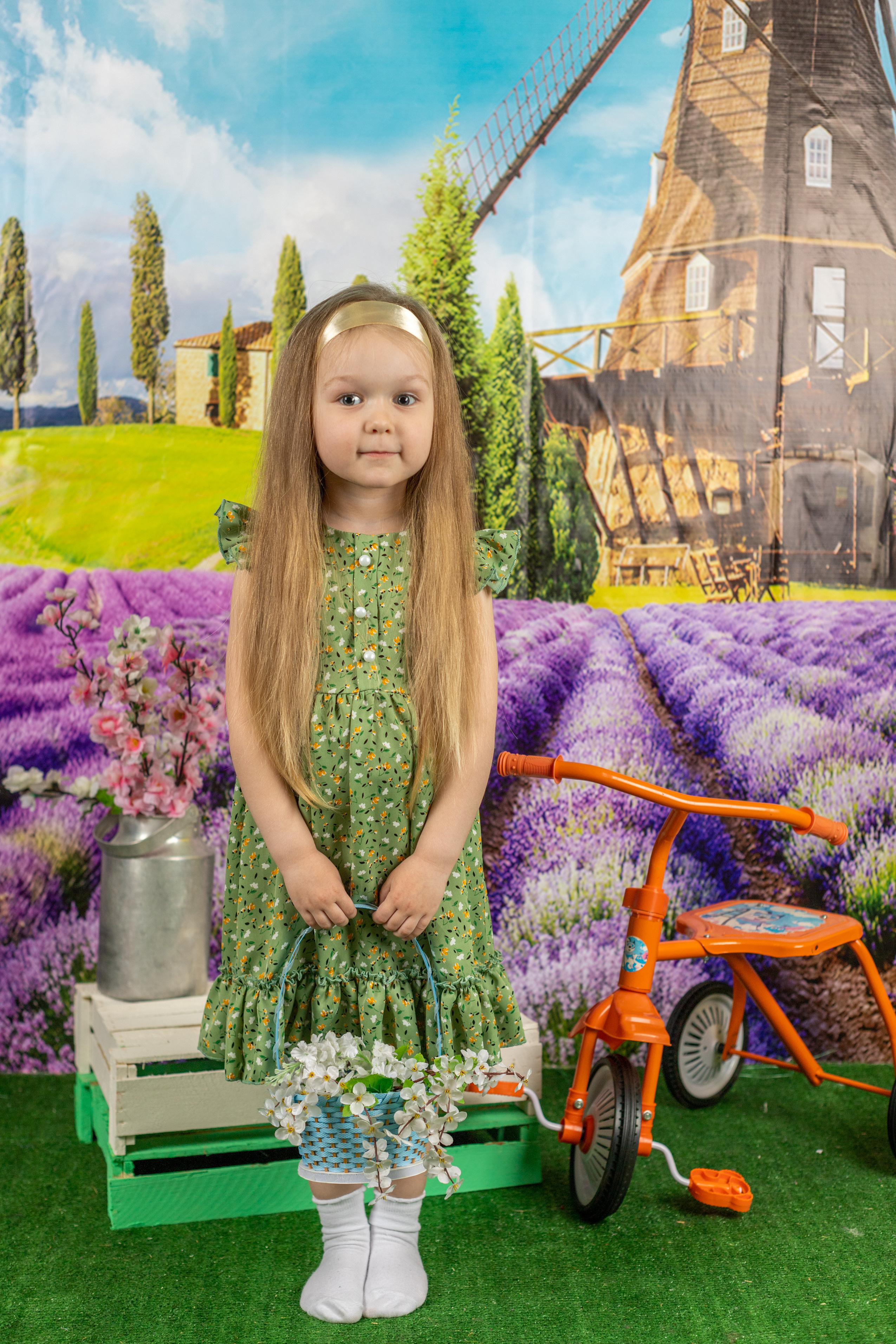 Весенняя фотосессия. Альбомы с самого детства. +79237847111