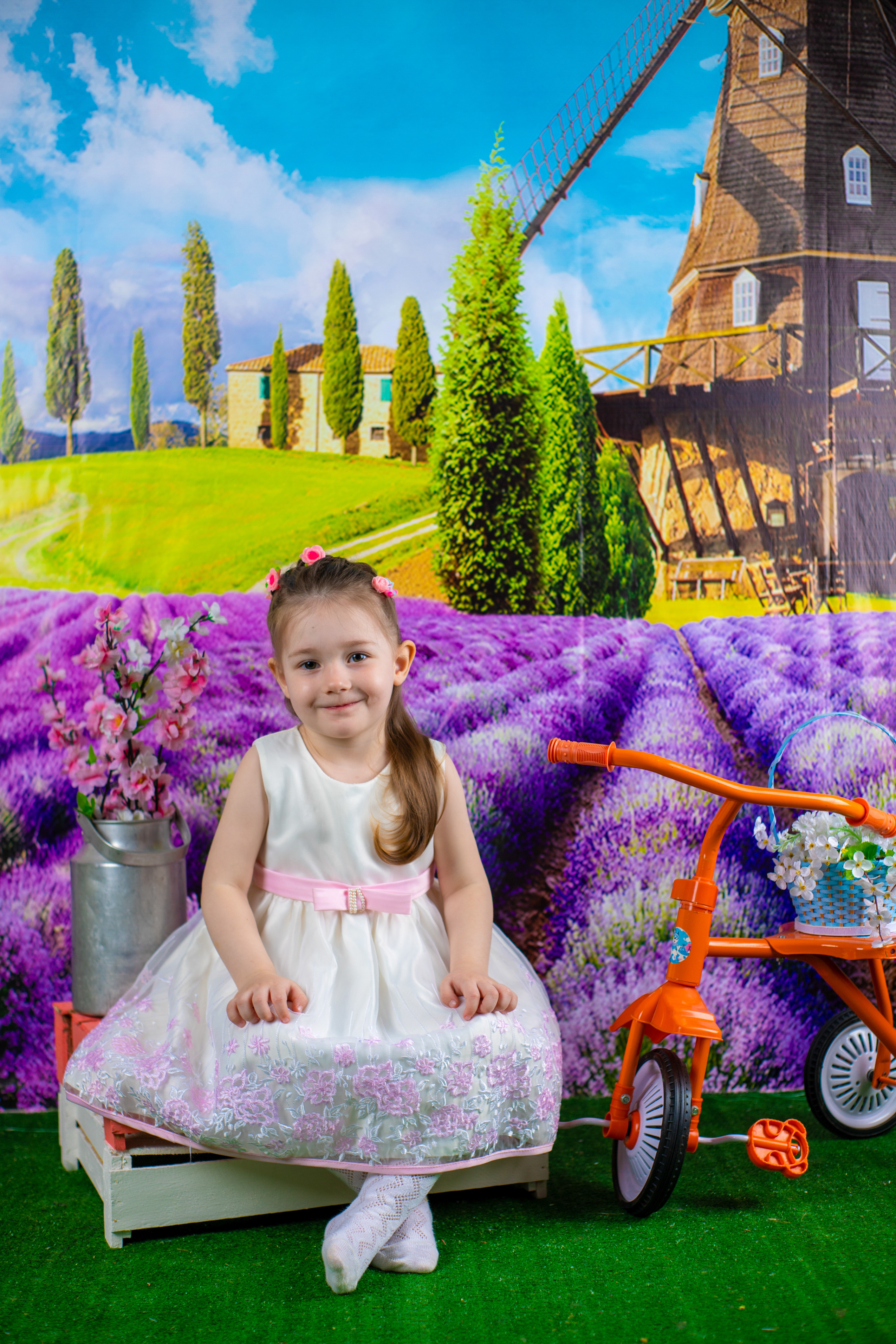 Весенняя фотосессия. Альбомы с самого детства. +79237847111