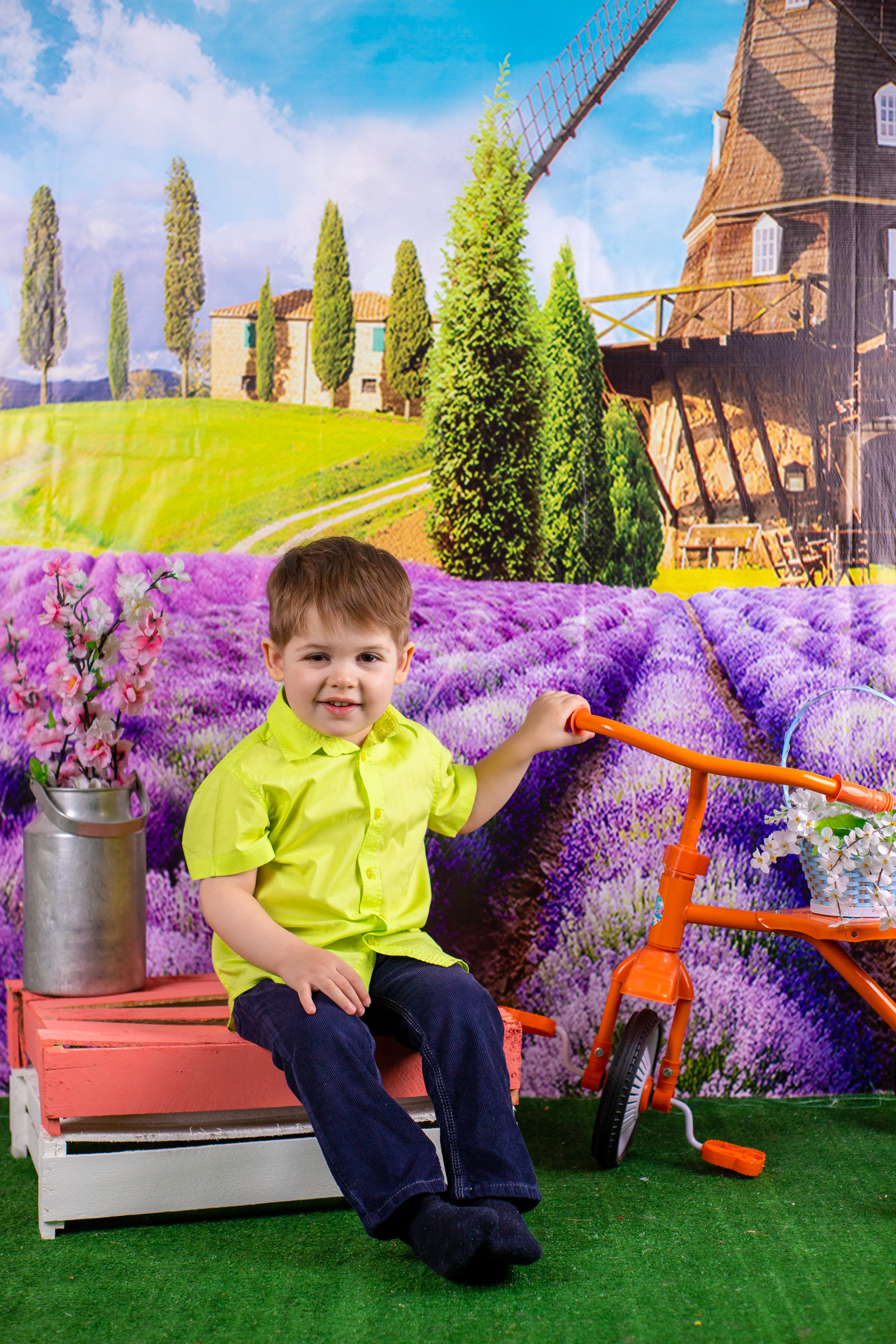 Весенняя фотосессия. Альбомы с самого детства. +79237847111